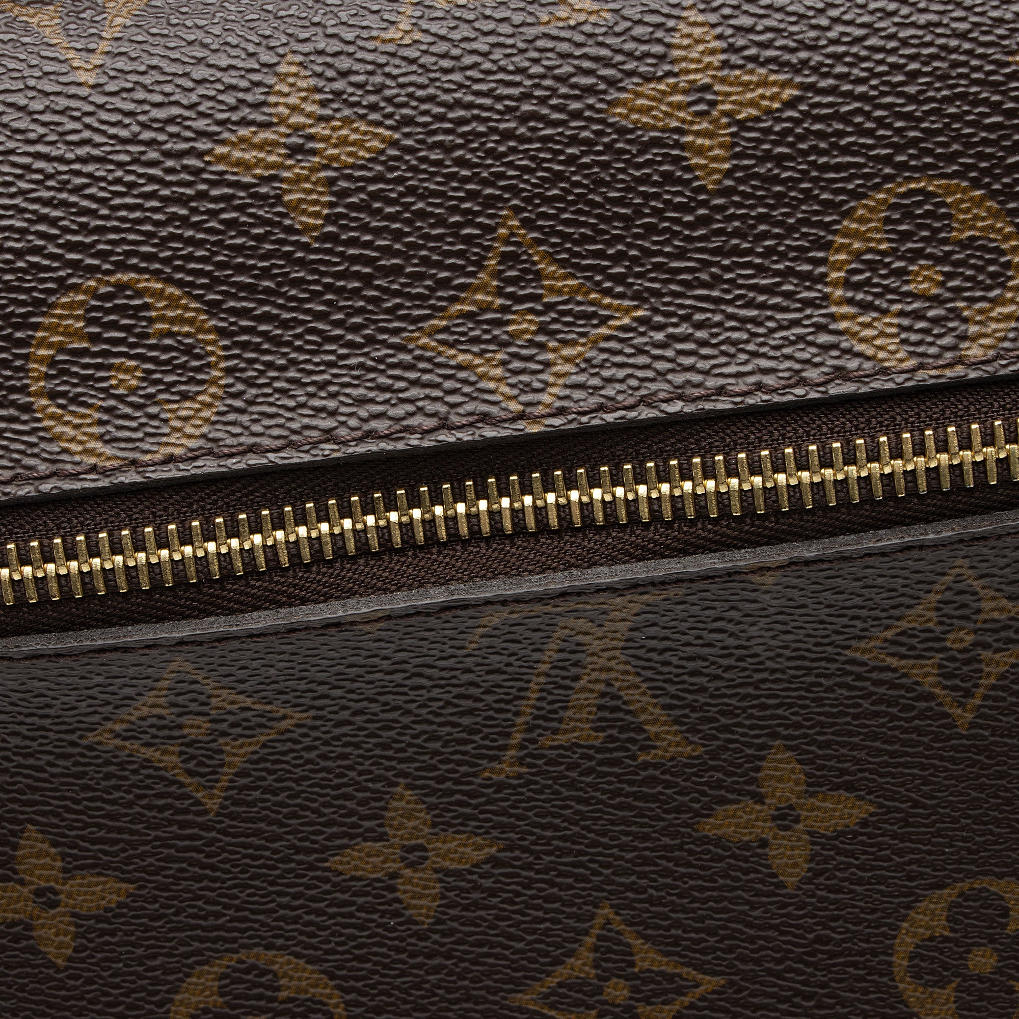 Louis Vuitton Monogram Canvas Pochette Metis Shoulder Bag (SHF-QcZc3C)