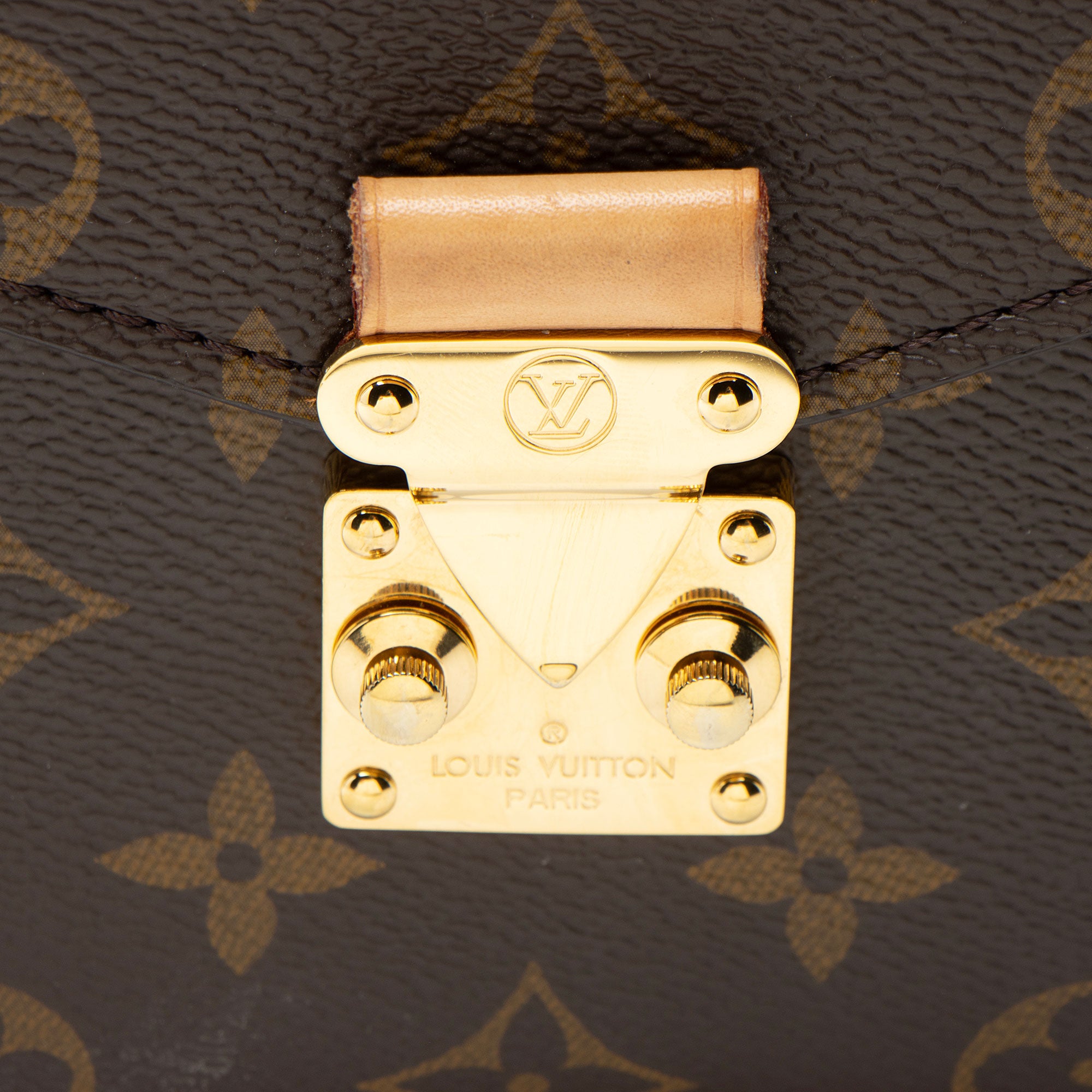 Louis Vuitton Monogram Canvas Pochette Metis Shoulder Bag