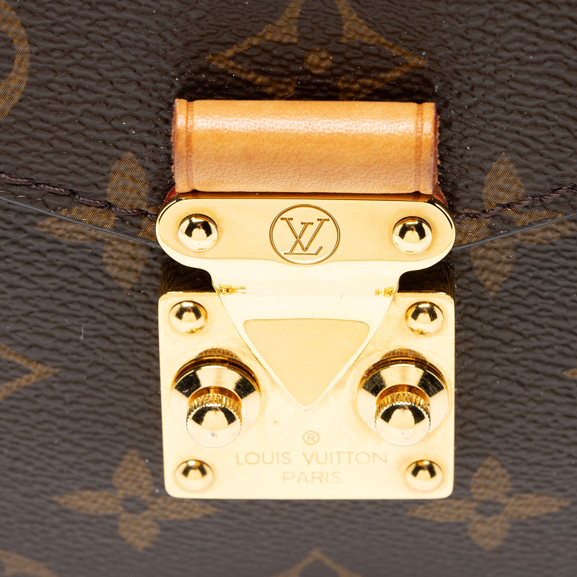 Louis Vuitton Monogram Canvas Pochette Metis Shoulder Bag