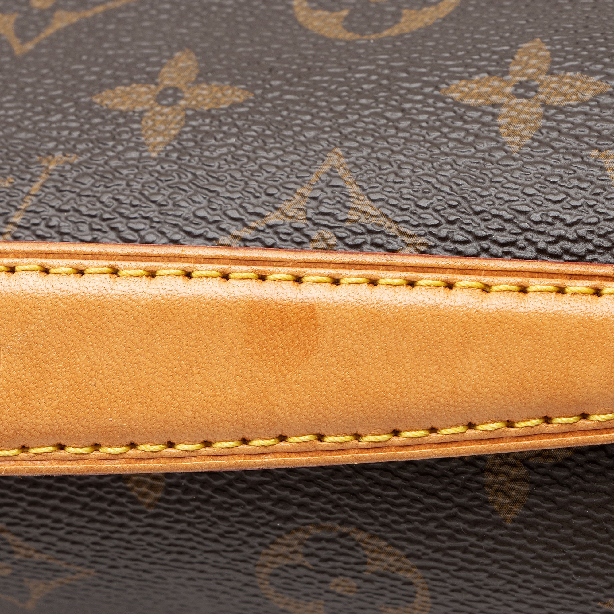 Louis Vuitton Monogram Canvas Pochette Metis Shoulder Bag
