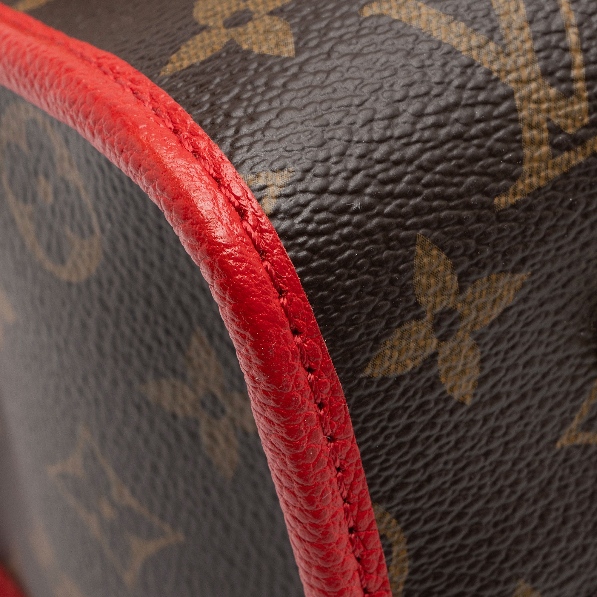 Louis Vuitton Monogram Canvas Popincourt PM Satchel (SHF-9wOnok)