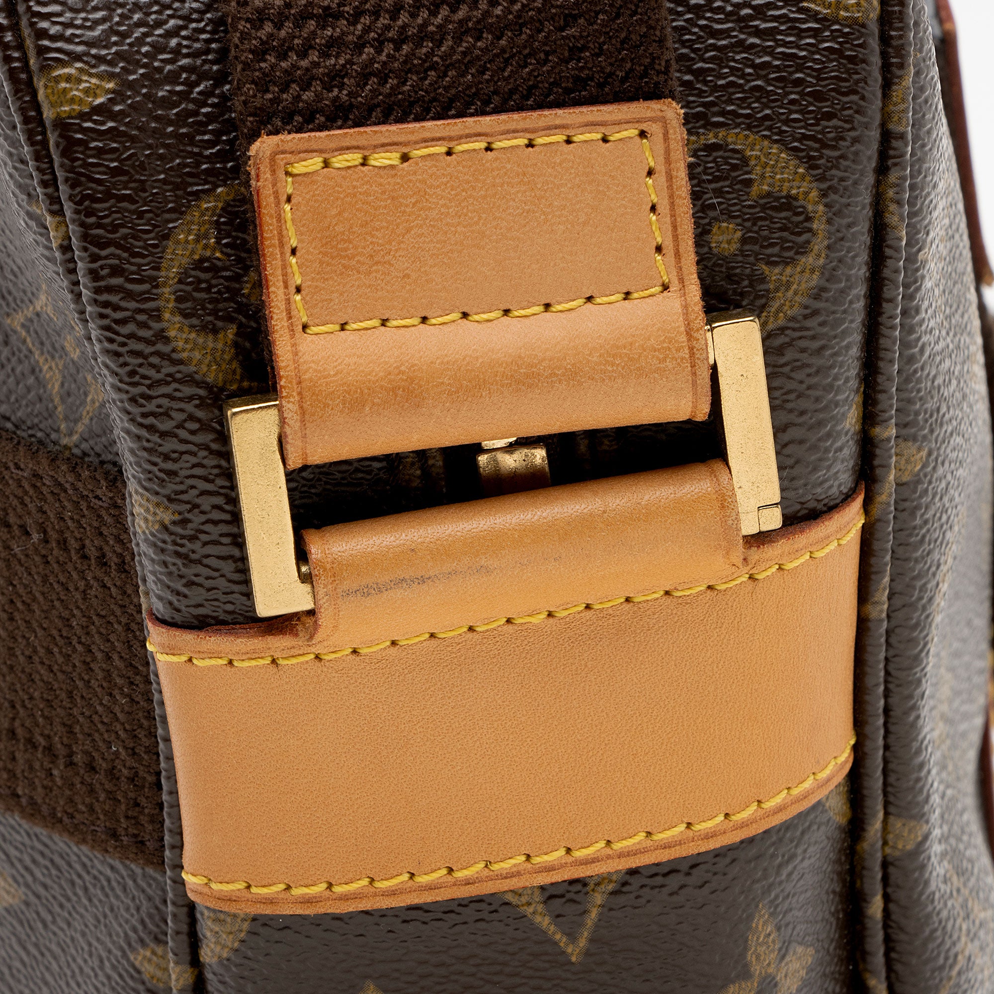 Louis Vuitton Monogram Canvas Sac Bosphore Messenger (SHF-dUt9GJ)