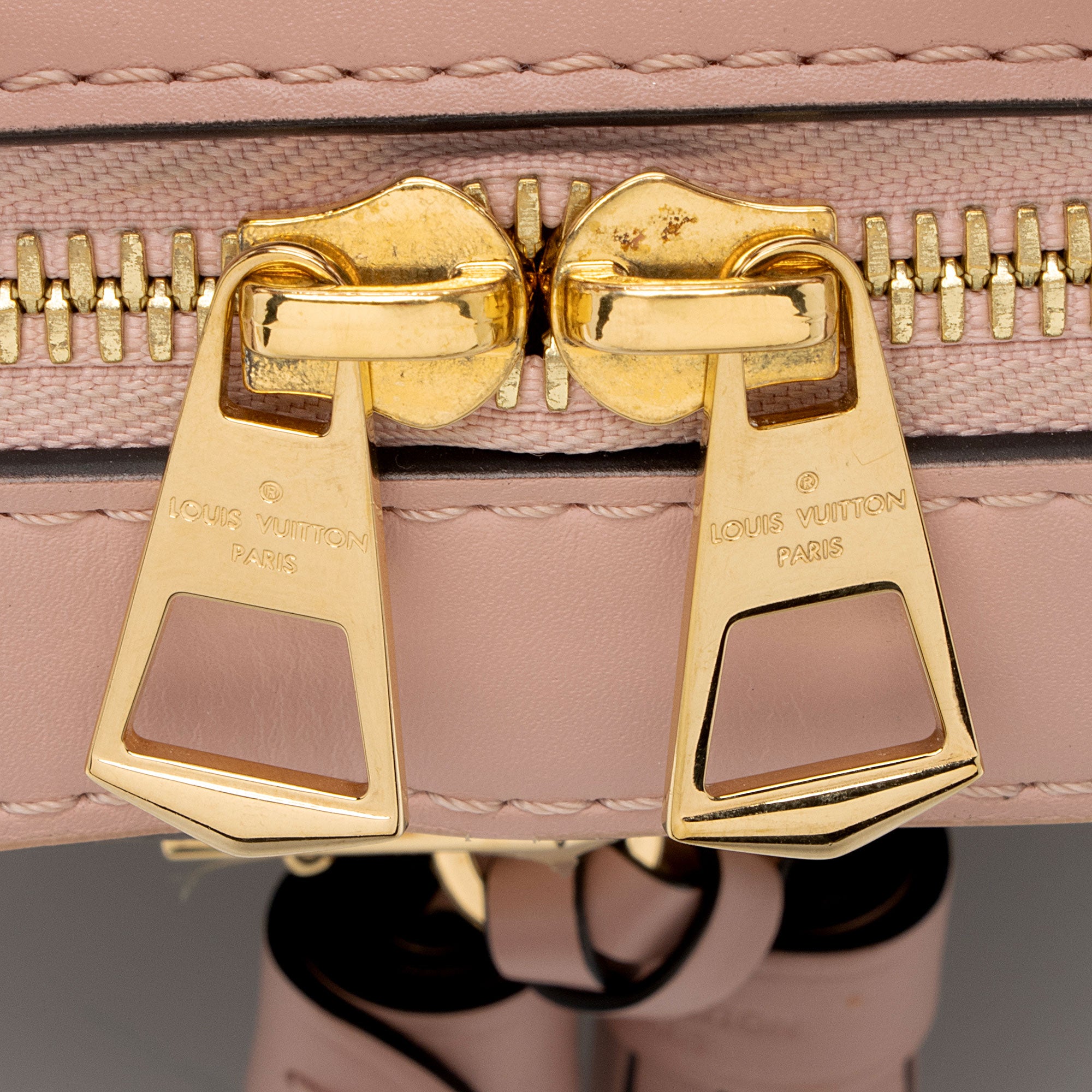 Louis Vuitton Monogram Canvas Saintonge Shoulder Bag