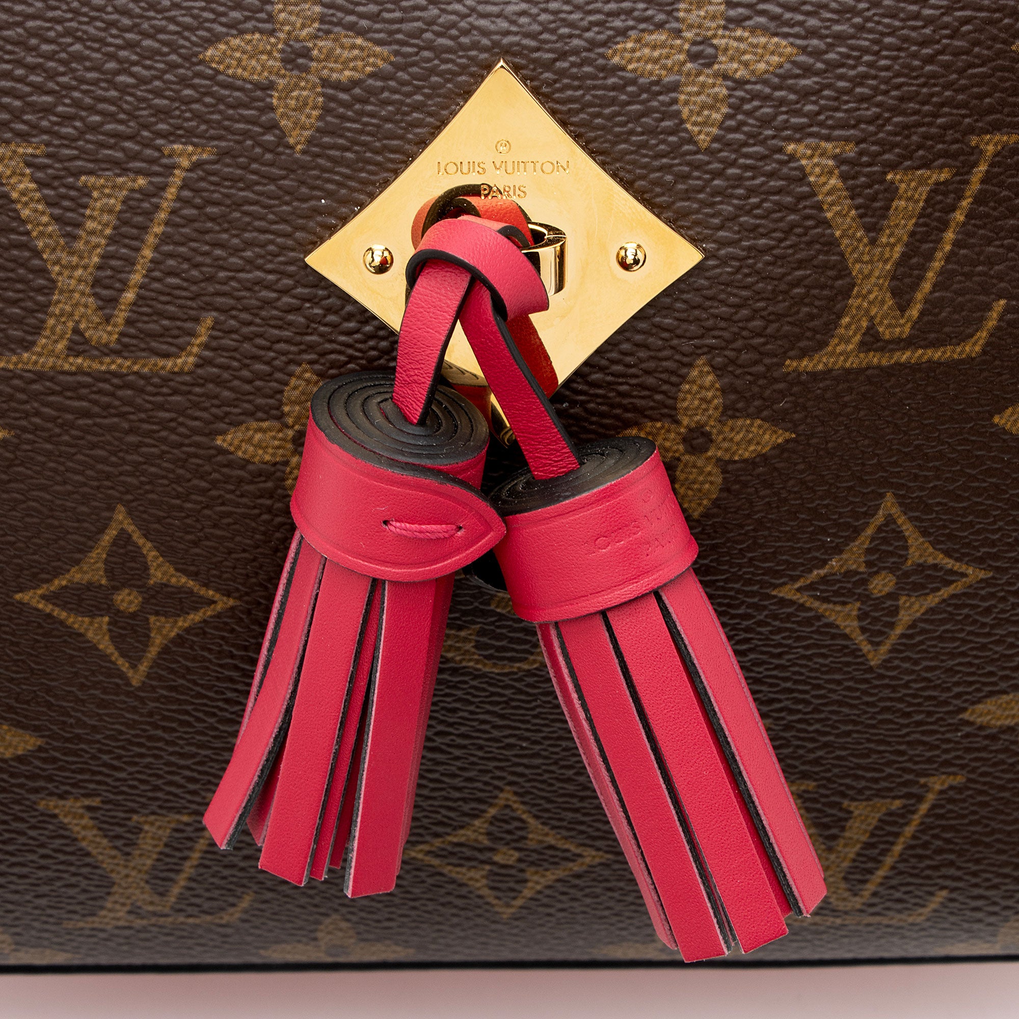 Louis Vuitton Monogram Canvas Saintonge Shoulder Bag