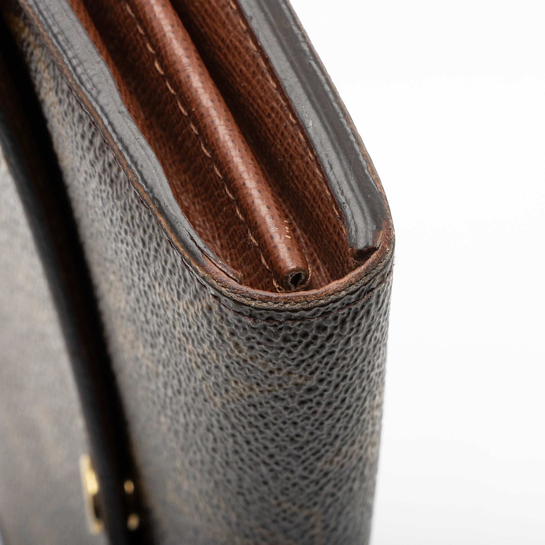 Louis Vuitton Monogram Canvas Sarah Wallet (SHF-bewVPW)