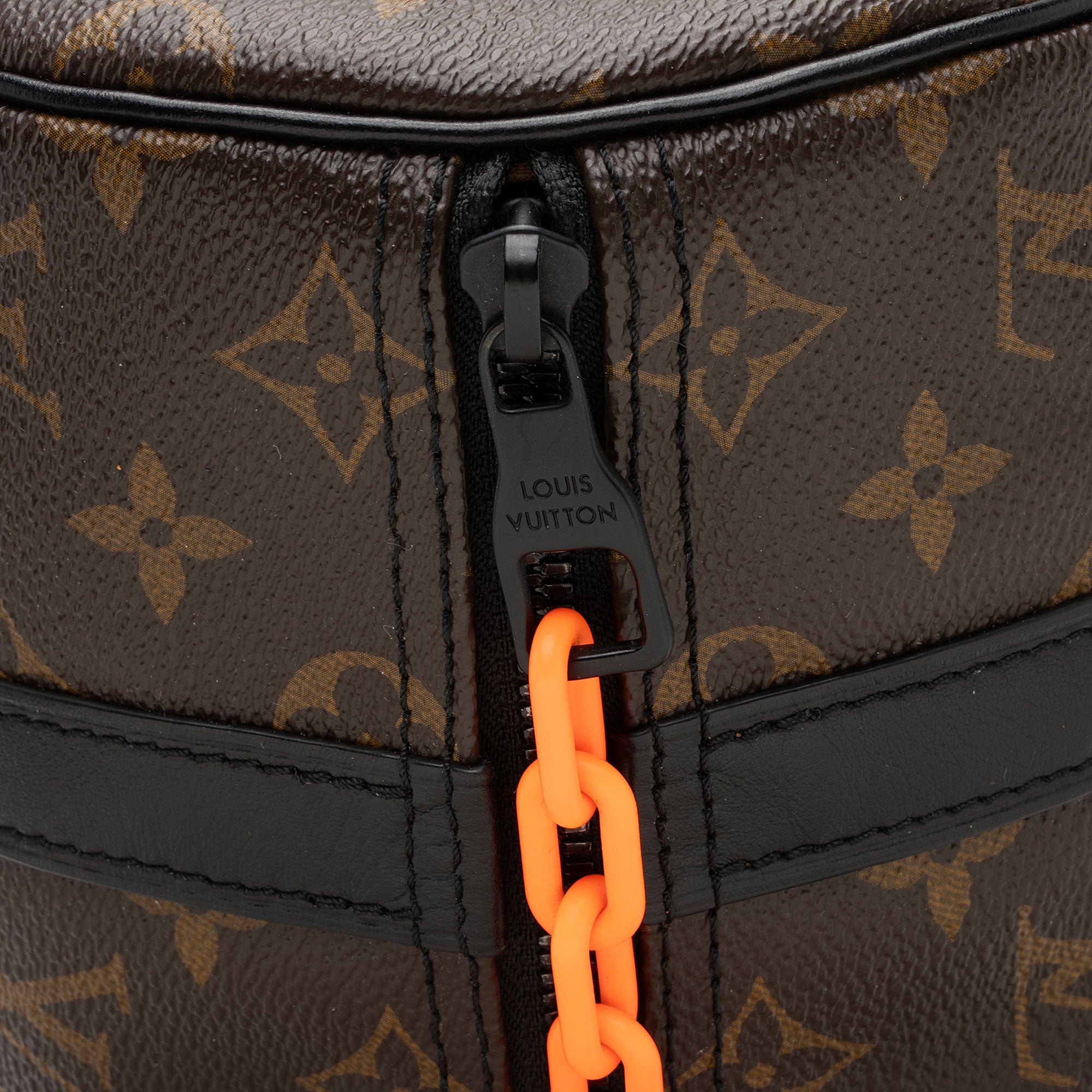 Louis Vuitton Monogram Canvas Solar Ray Papillon Messenger (SHF-wj7Szf)