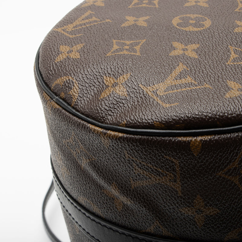 Louis Vuitton Monogram Canvas Solar Ray Papillon Messenger (SHF-wj7Szf)