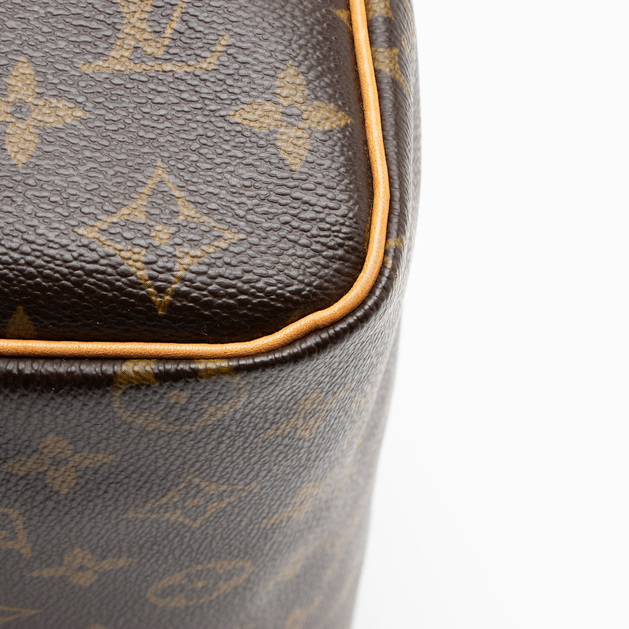 Louis Vuitton Monogram Canvas Speedy 25 Satchel