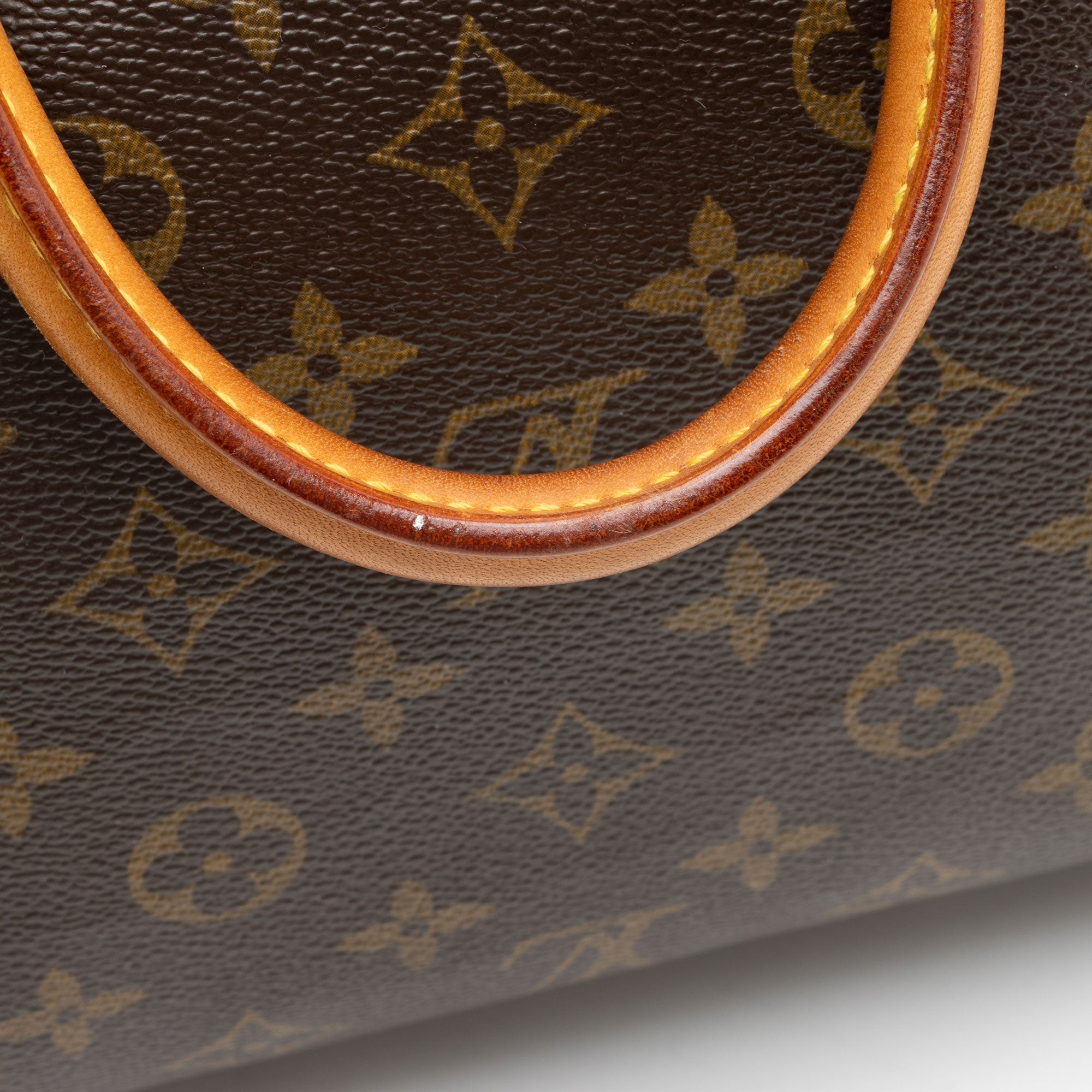 Louis Vuitton Monogram Canvas Speedy 25 Satchel