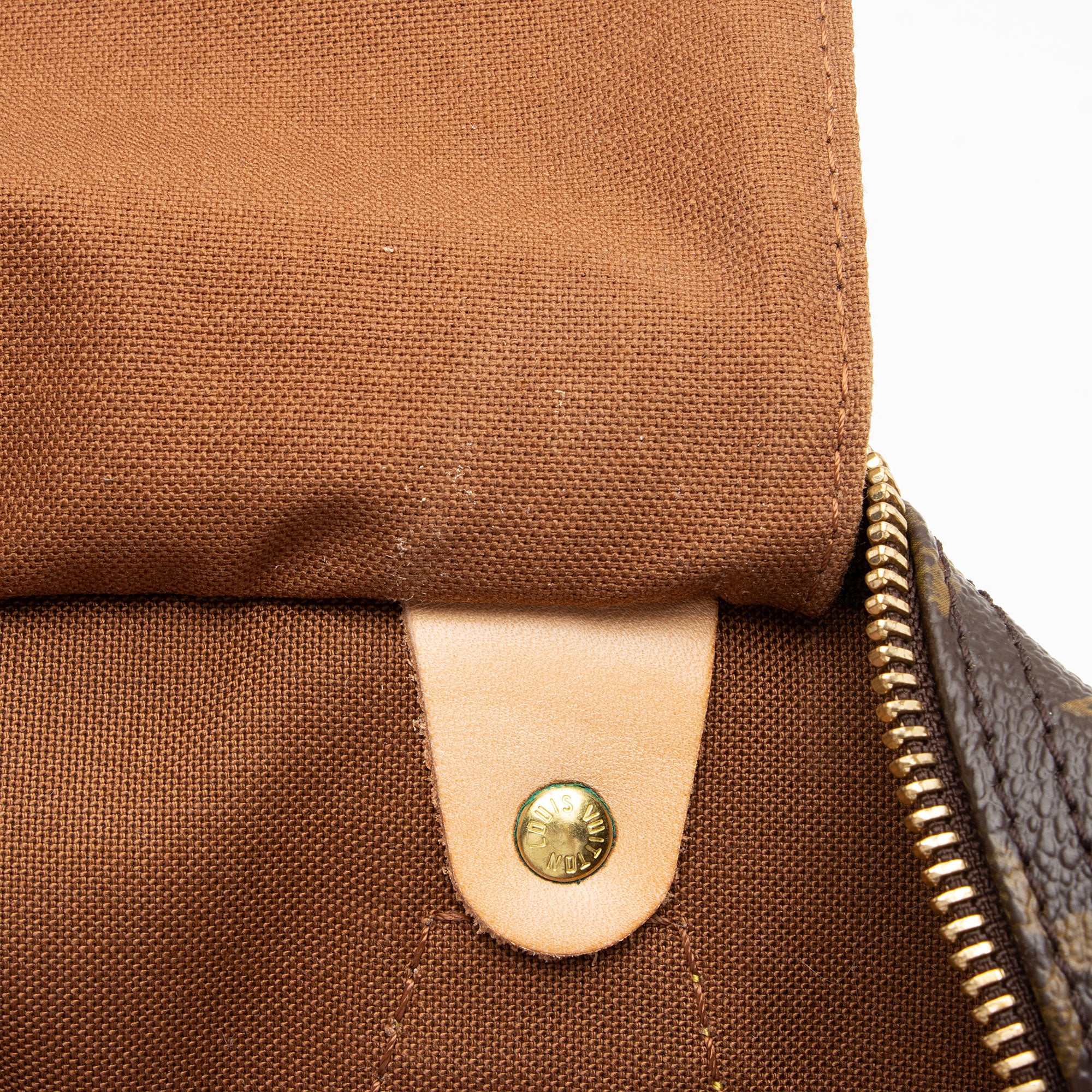 Louis Vuitton Monogram Canvas Speedy 30 Satchel (SHF-vg2Q2i)