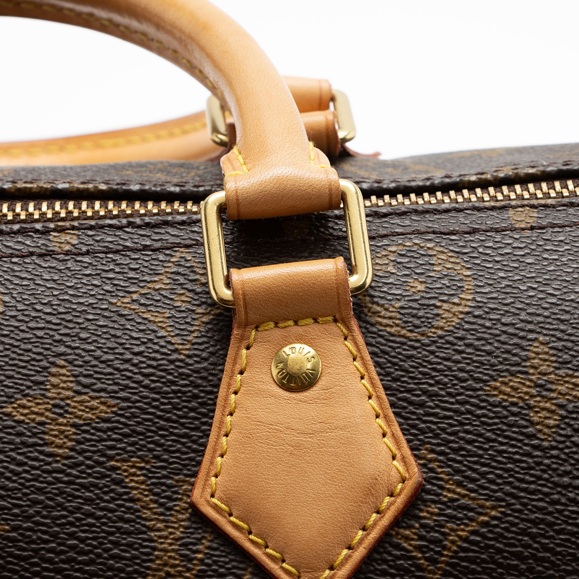 Louis Vuitton Monogram Canvas Speedy 30 Satchel (SHF-RP7lRy)