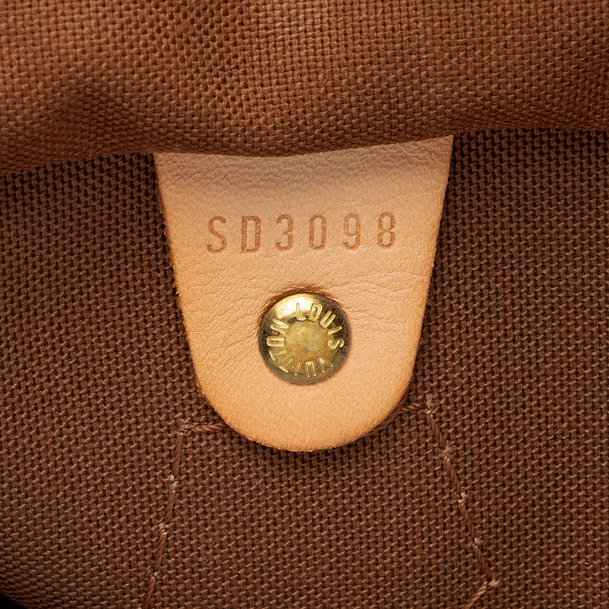 Louis Vuitton Monogram Canvas Speedy 30 Satchel (SHF-CH3OjS)