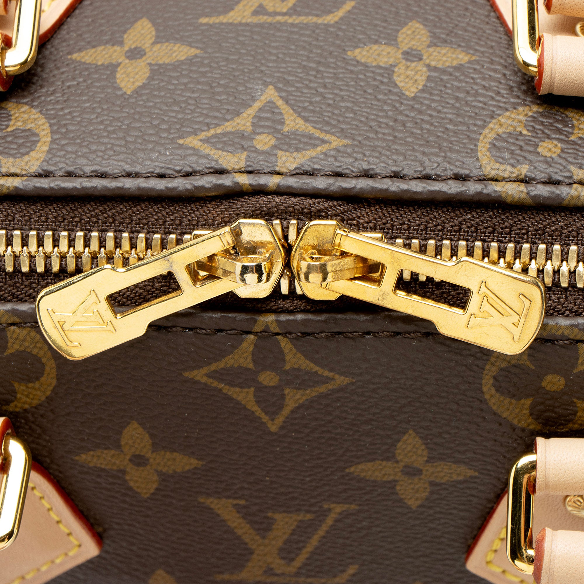 Louis Vuitton Monogram Canvas Speedy Bandouliere 20 Satchel