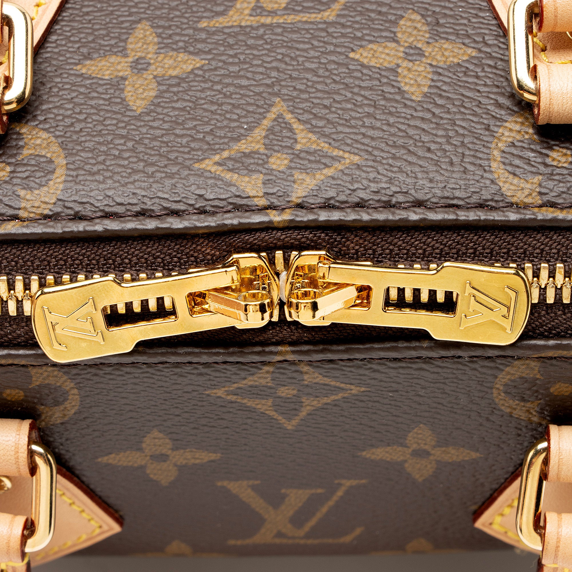 Louis Vuitton Monogram Canvas Speedy Bandouliere 20 Satchel