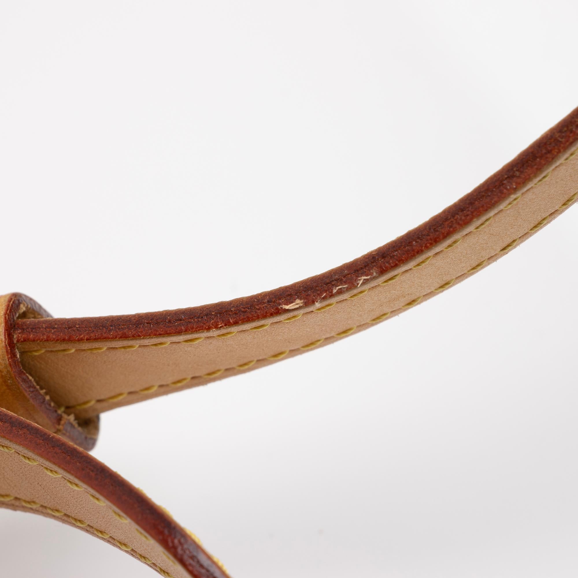 Louis Vuitton Monogram Canvas Speedy Bandouliere 30 Satchel (SHF-1ROIvf)