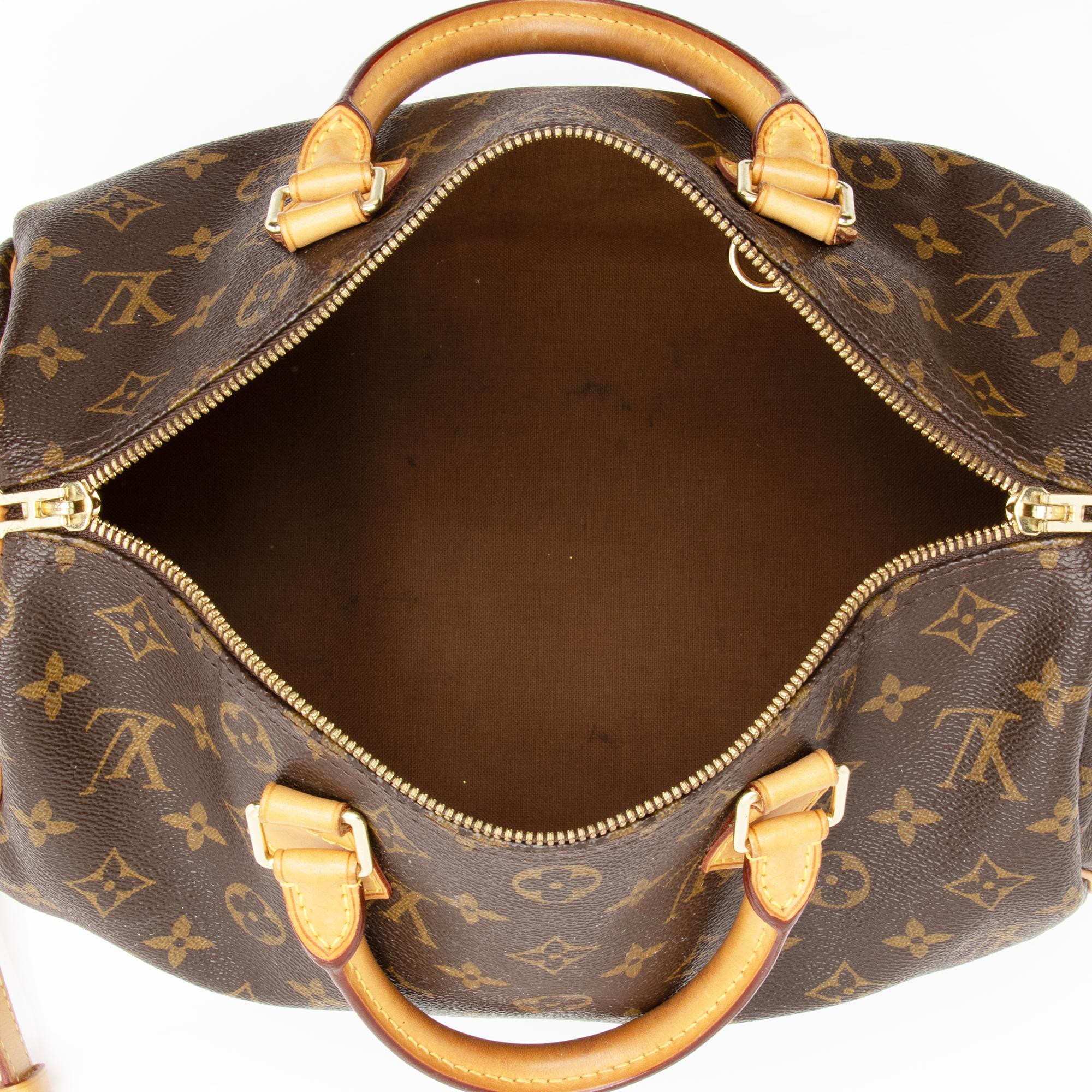 Louis Vuitton Monogram Canvas Speedy Bandouliere 30 Satchel (SHF-1ROIvf)