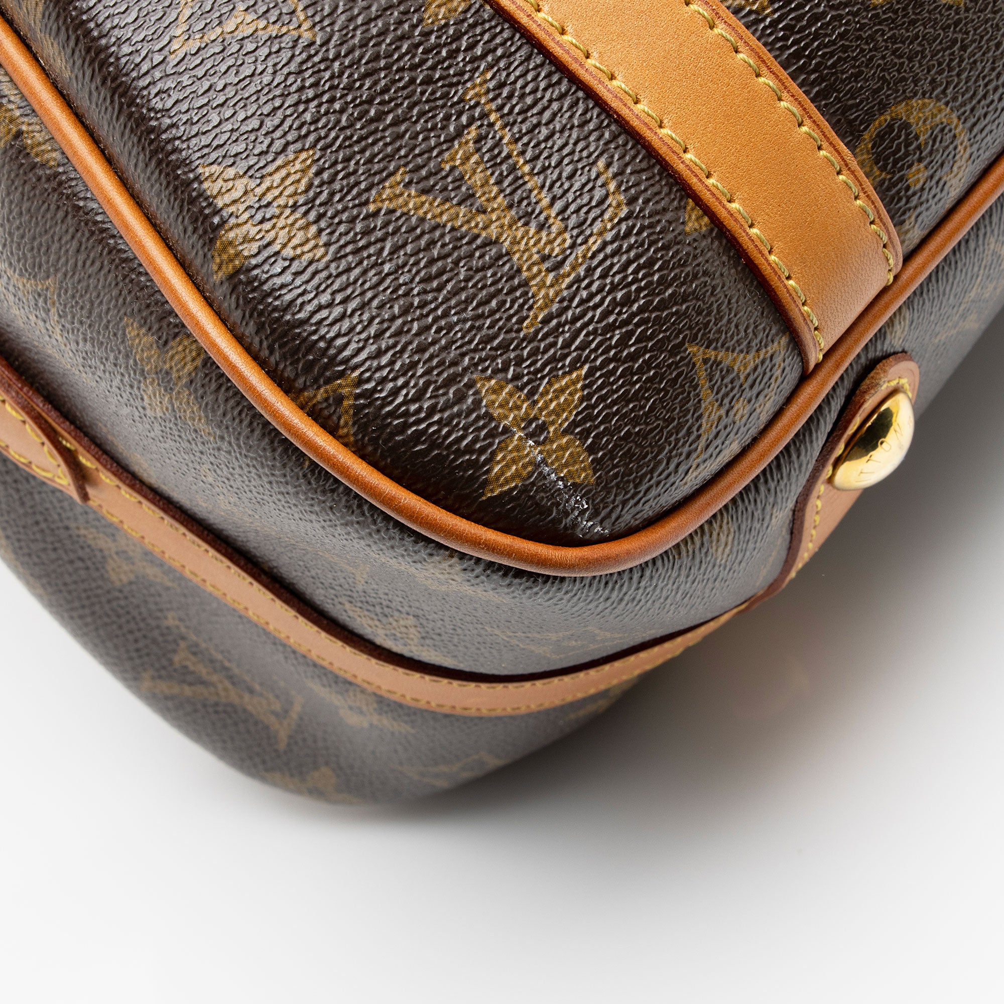 Louis Vuitton Monogram Canvas Stresa PM Shoulder Bag (SHF-vHbxCH)