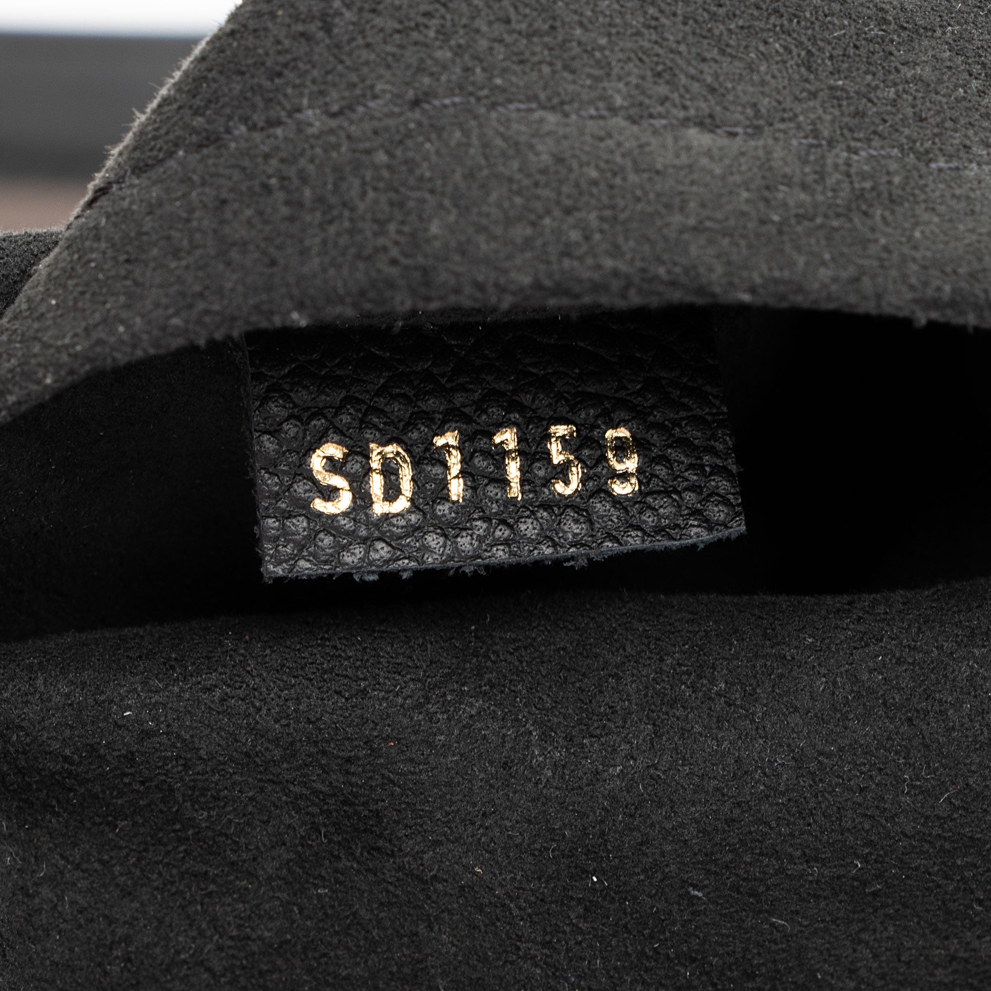 Louis Vuitton Monogram Canvas Surene MM Tote (SHF-rUnVUr)