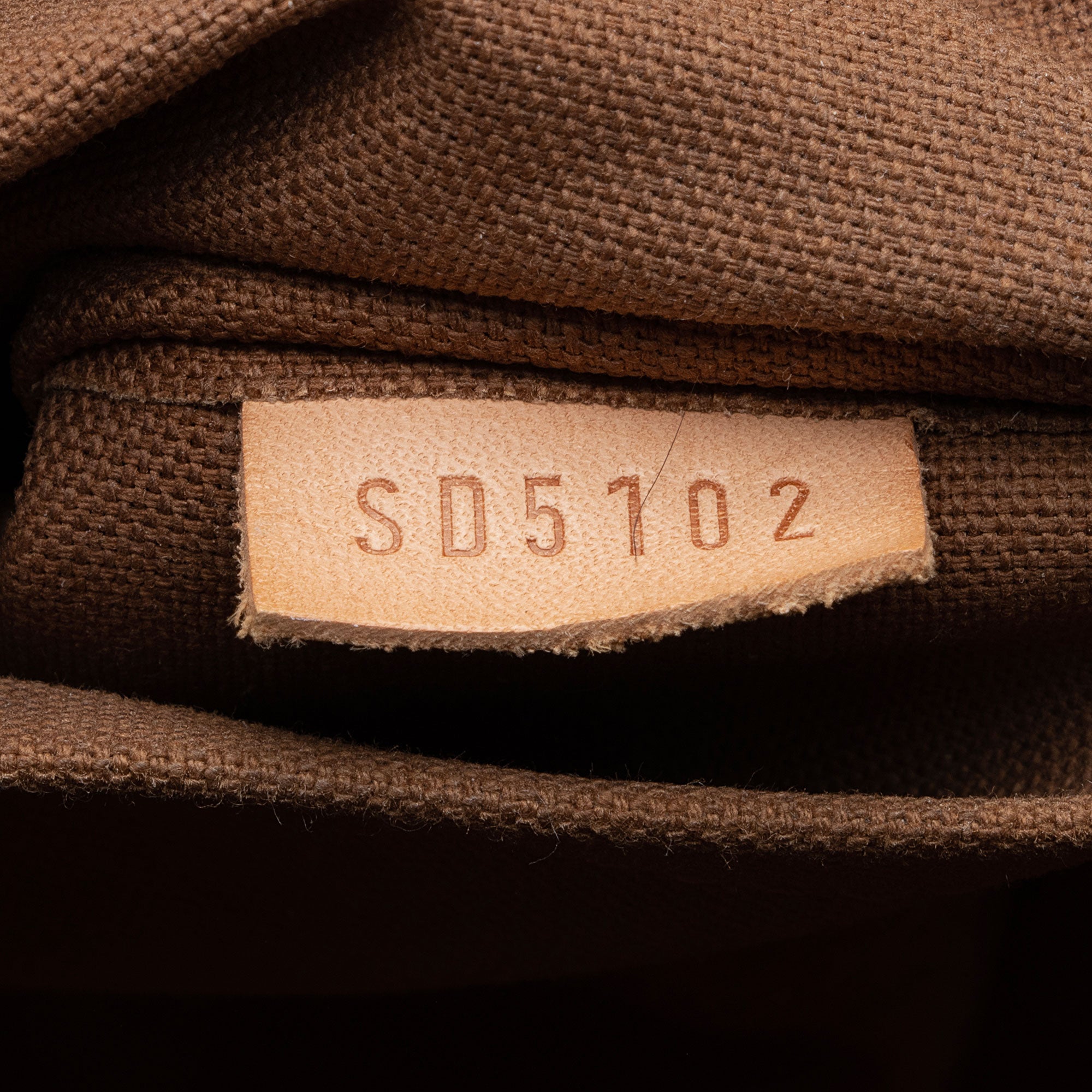 Louis Vuitton Monogram Canvas Tivoli PM Satchel (SHF-wG7YBe)