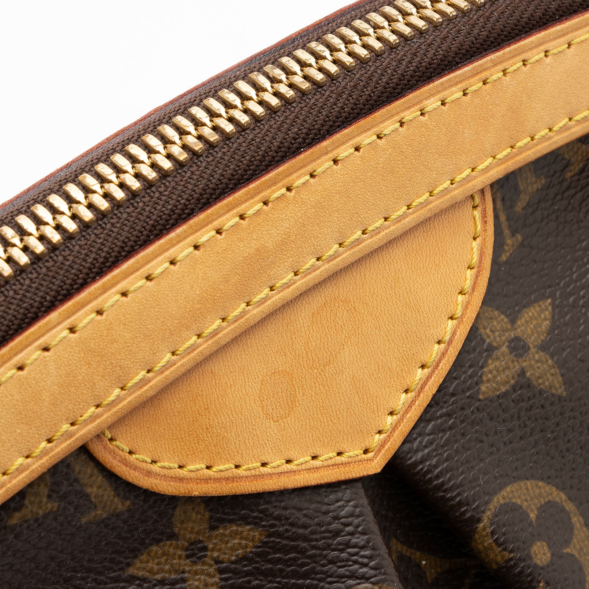 Louis Vuitton Monogram Canvas Tivoli PM Satchel (SHF-iyGA1G)