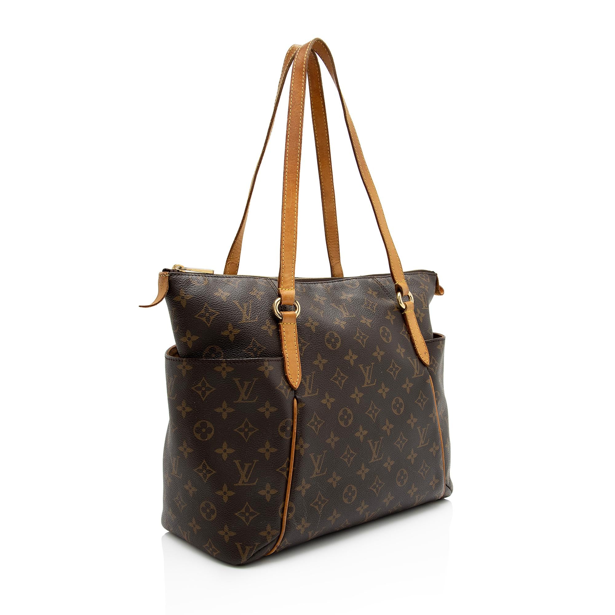 Louis Vuitton Monogram Canvas Totally MM Tote (SHF-Tn7Dgw)