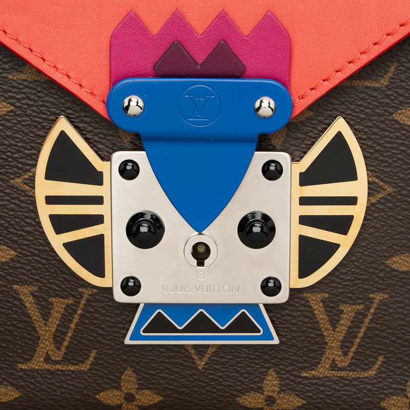 Louis Vuitton Monogram Canvas Totem Mask PM Pochette Bag (SHF-Ys9ktz)