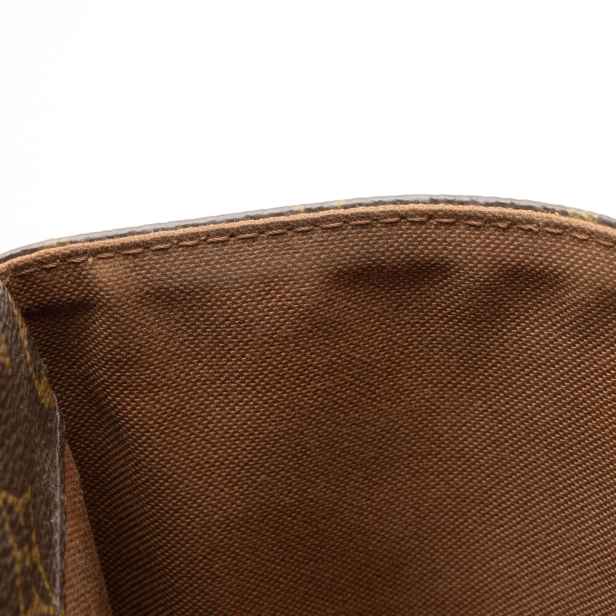 Louis Vuitton Monogram Canvas Trotteur Beauborg Messenger (SHF-n6KeNq)