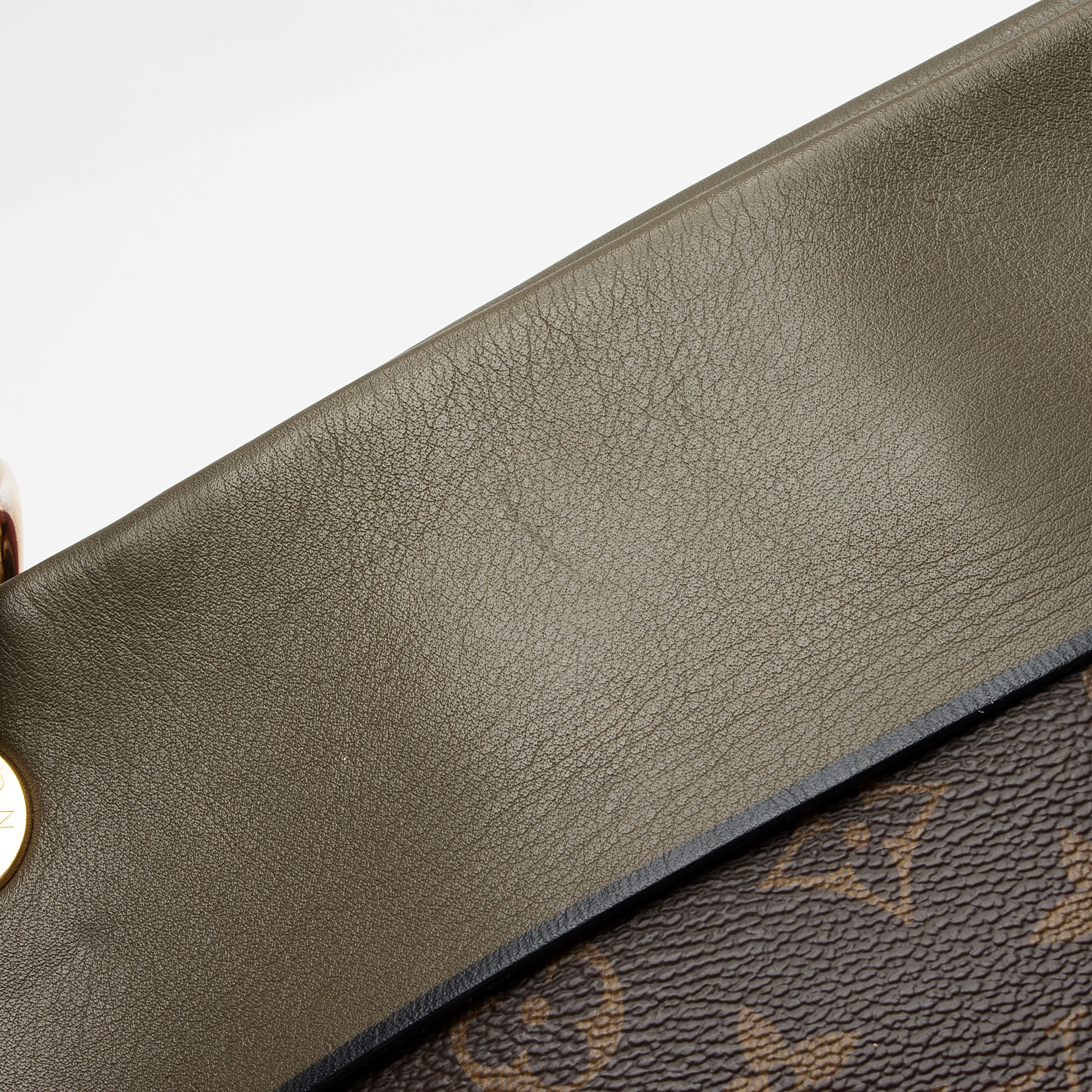Louis Vuitton Monogram Canvas Tuileries Besace Shoulder Bag (SHF-Z0qJF1)