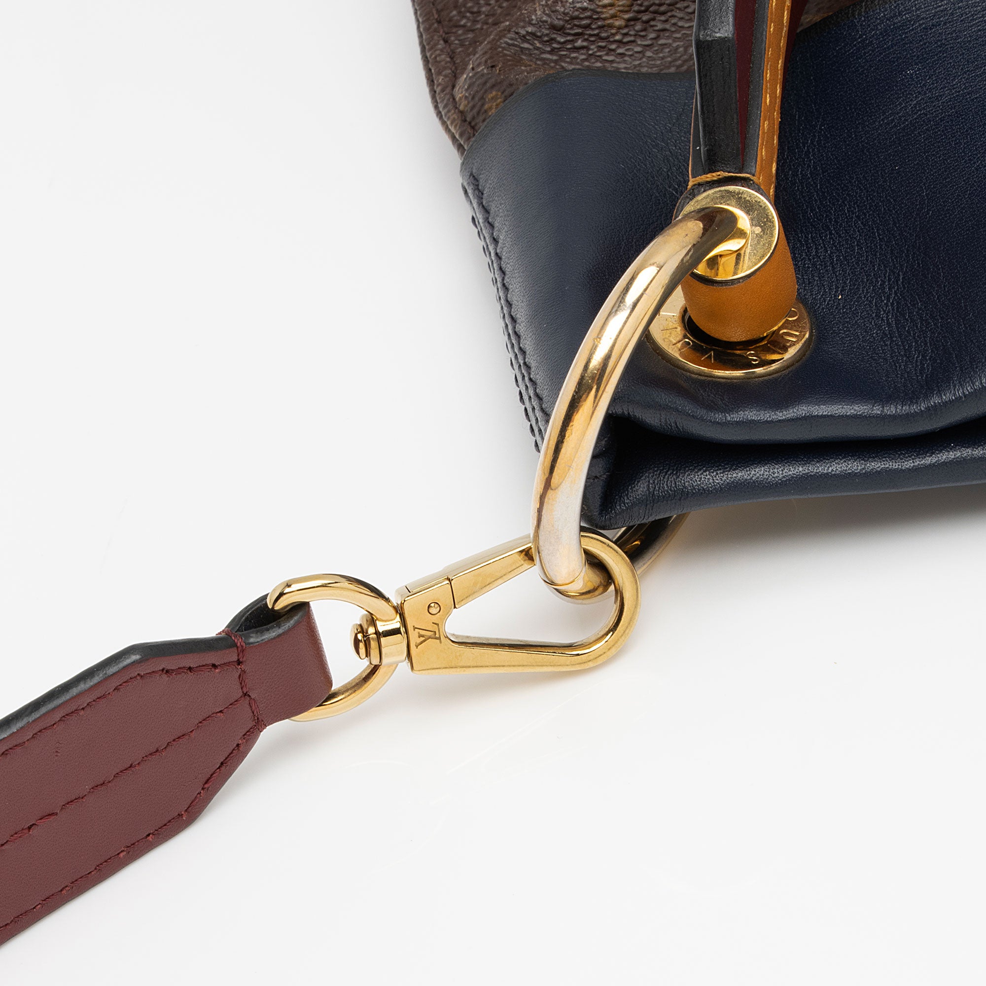 Louis Vuitton Monogram Canvas Tuileries Besace Shoulder Bag (SHF-z0hLUg)