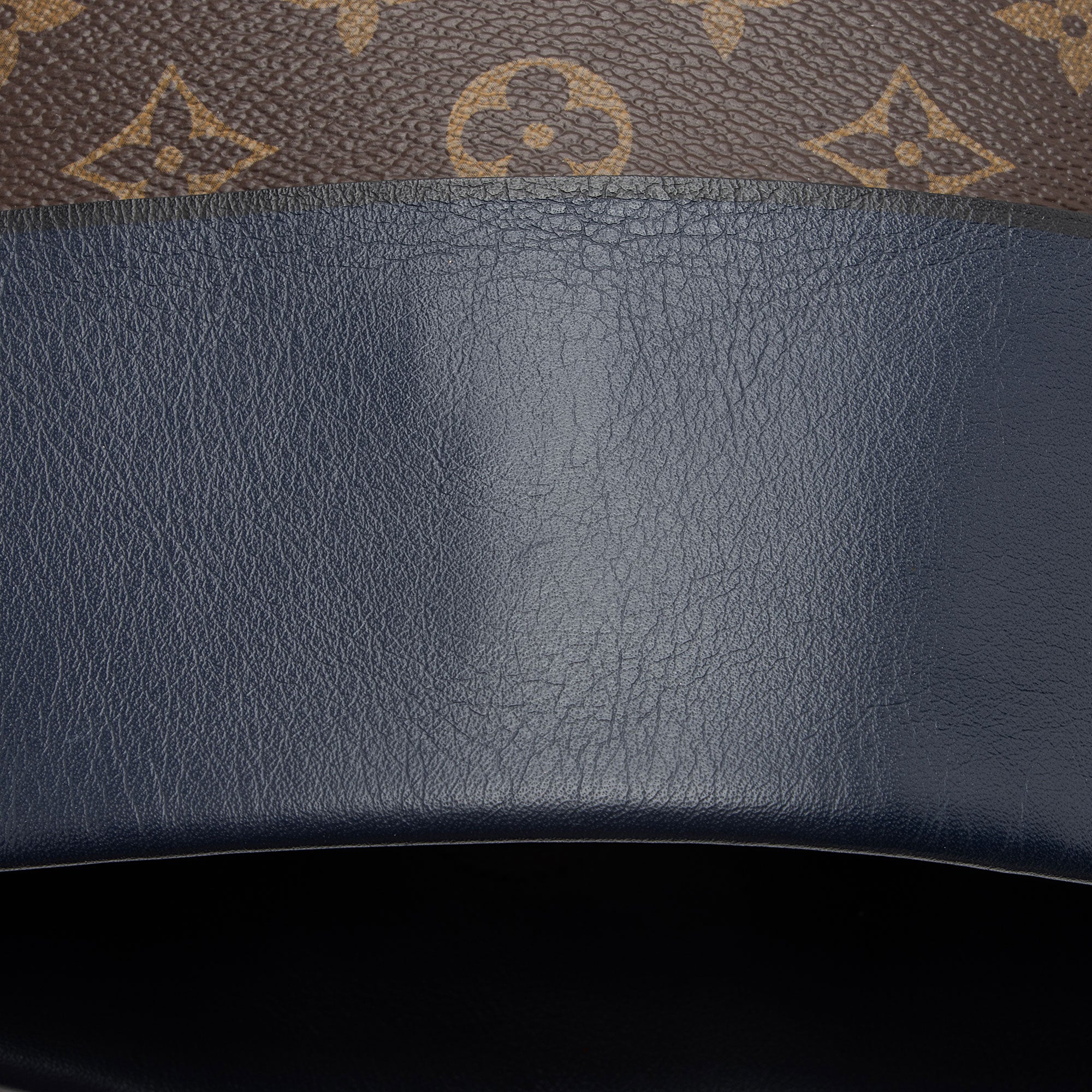 Louis Vuitton Monogram Canvas Tuileries Besace Shoulder Bag (SHF-z0hLUg)