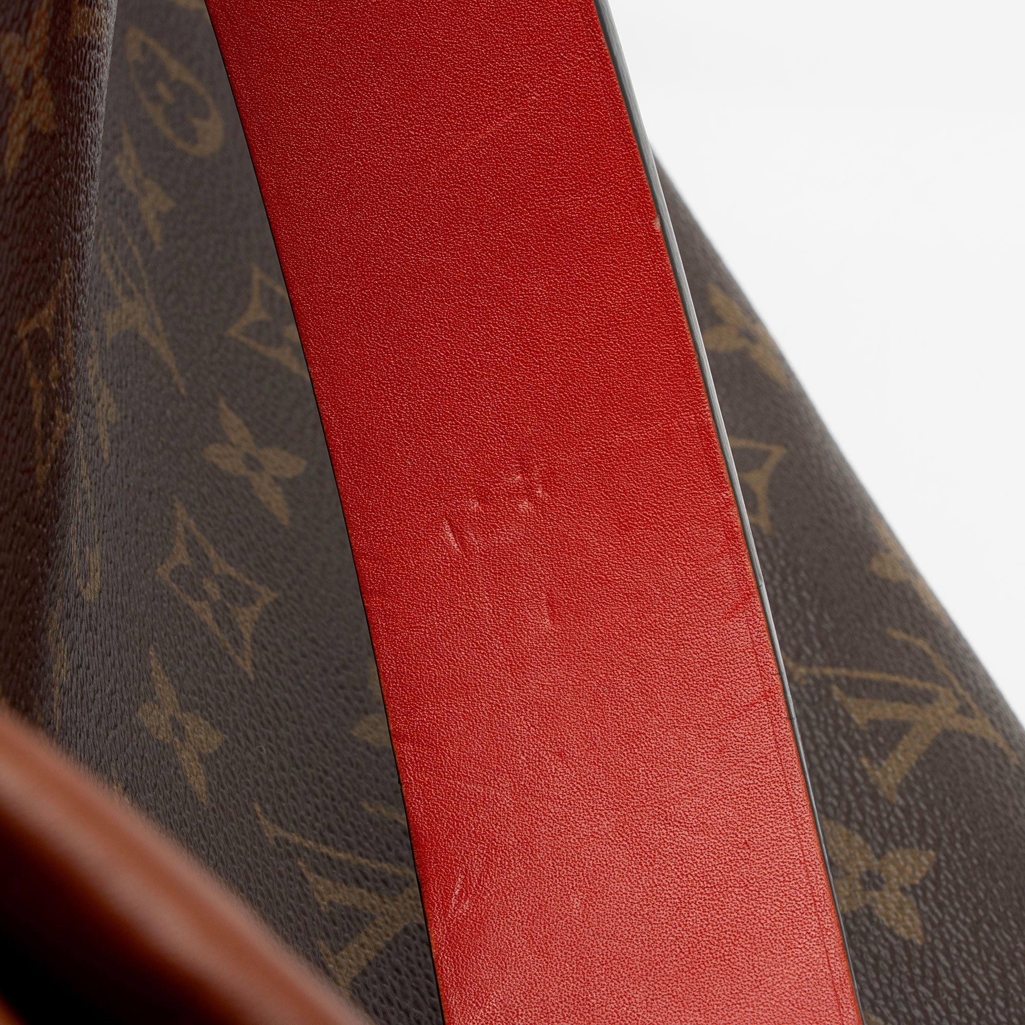 Louis Vuitton Monogram Canvas Tuileries Hobo (SHF-Xu74nD)