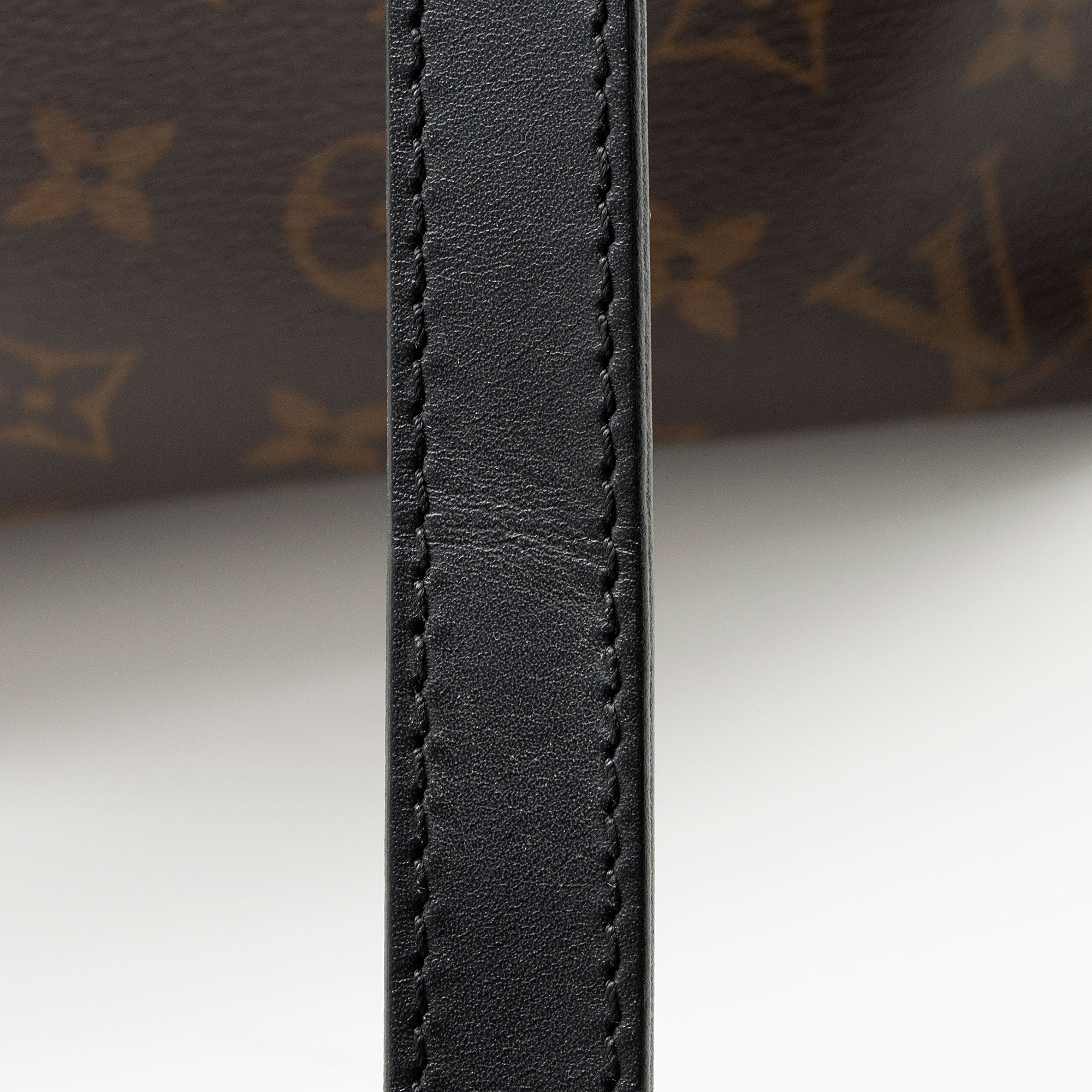 Louis Vuitton Monogram Canvas V Tote MM