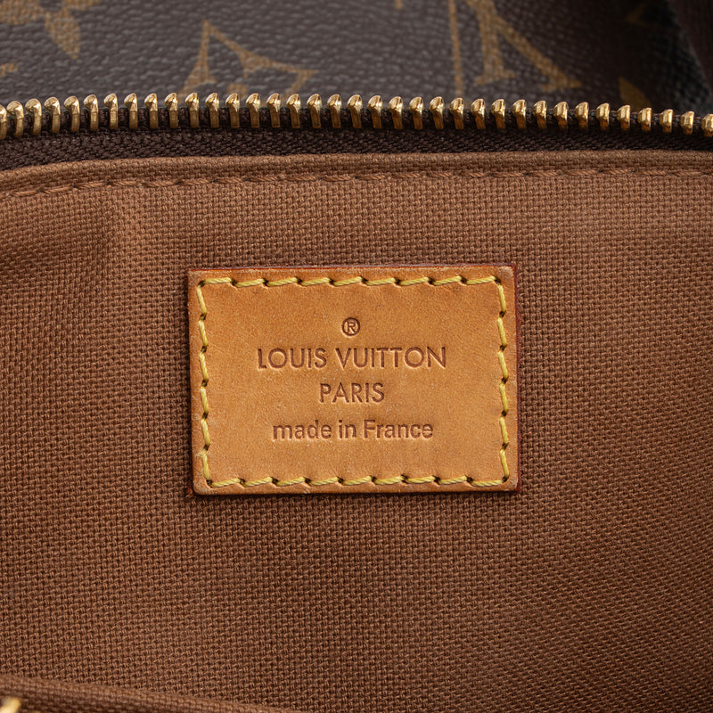 Louis Vuitton Monogram Canvas Valmy Pochette Messenger (SHF-FCI1ag)