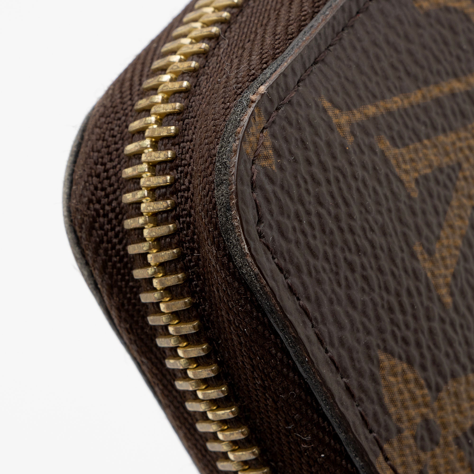 Louis Vuitton Monogram Canvas Zippy Wallet (SHF-743Pf3)