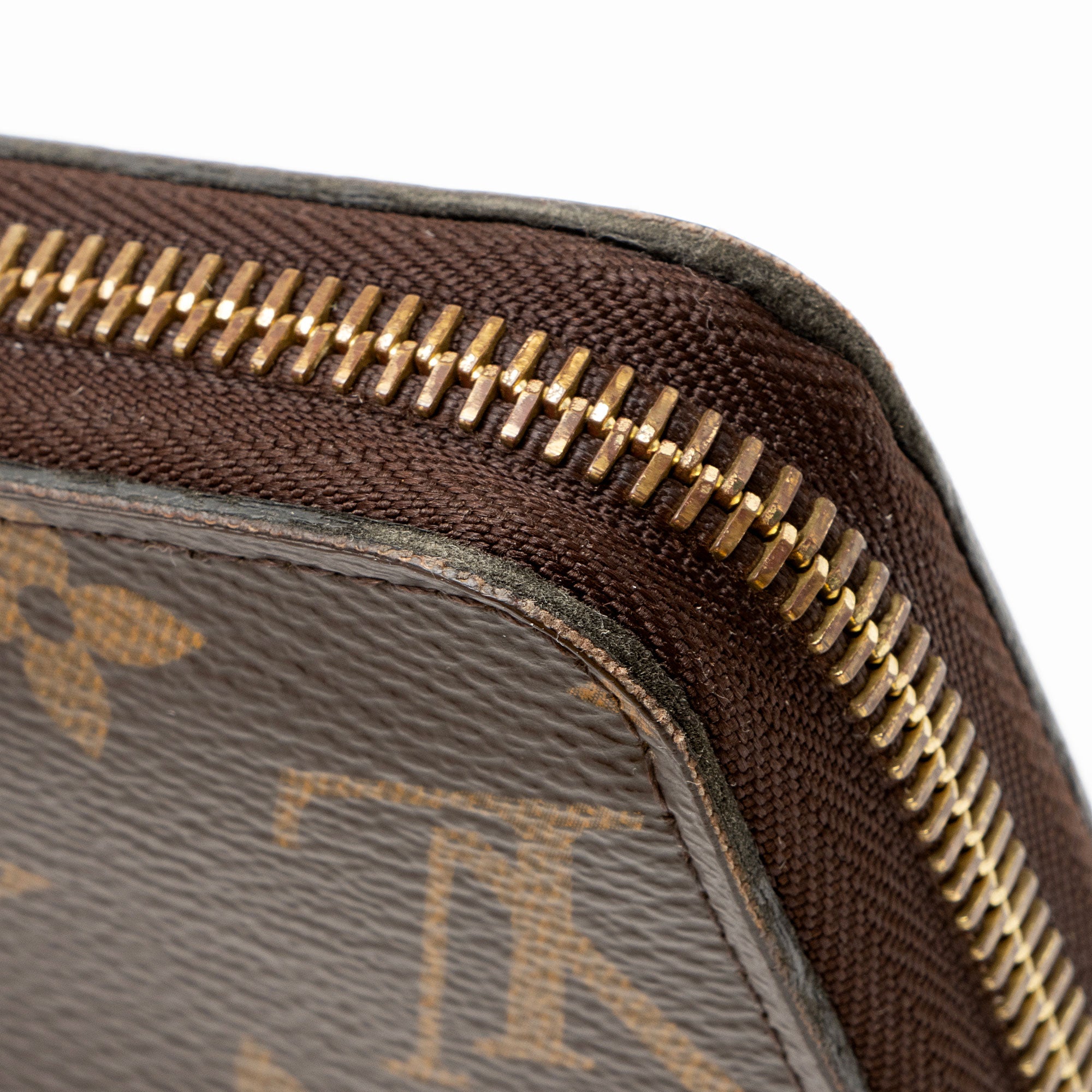 Louis Vuitton Monogram Canvas Zippy Wallet