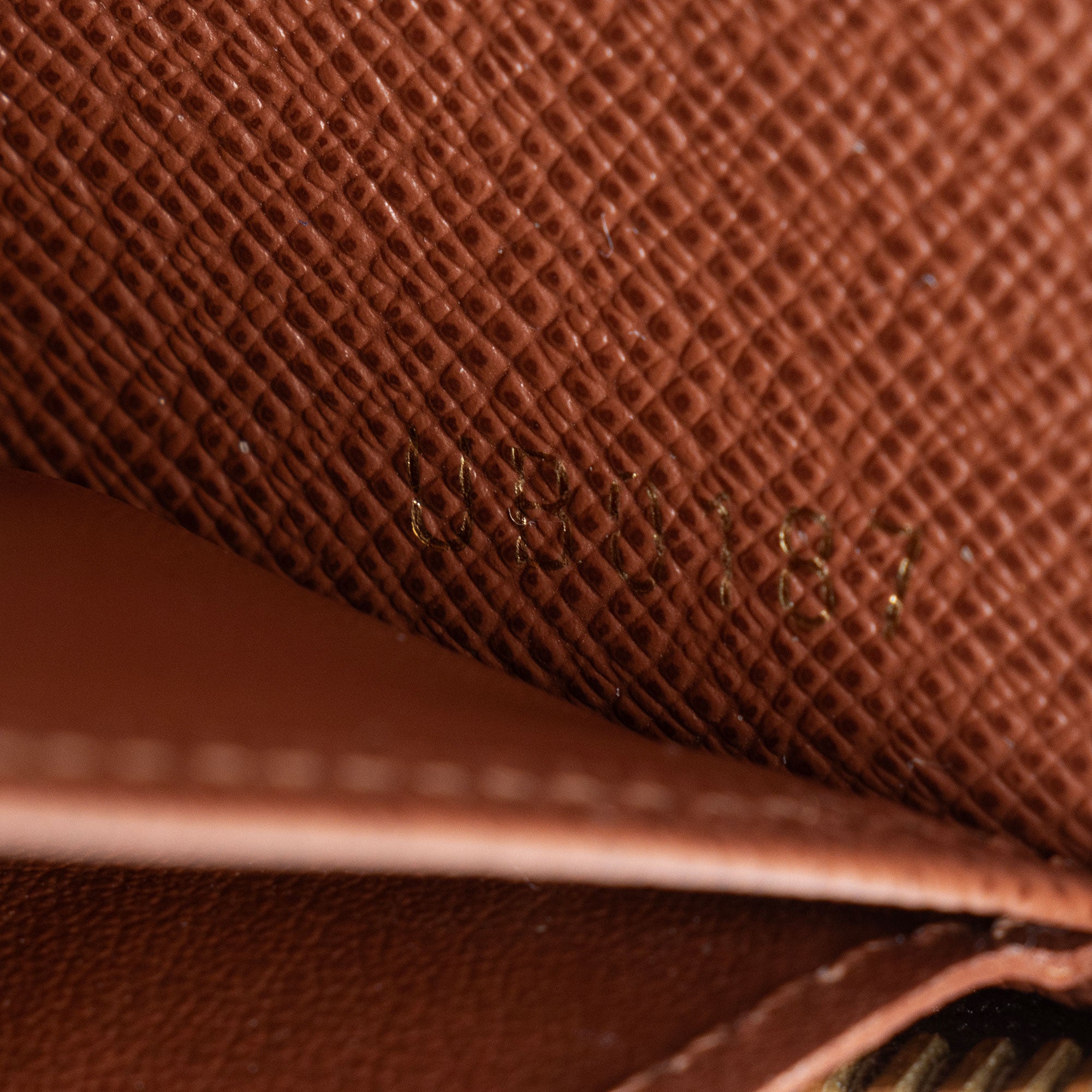 Louis Vuitton Monogram Canvas Zippy Wallet
