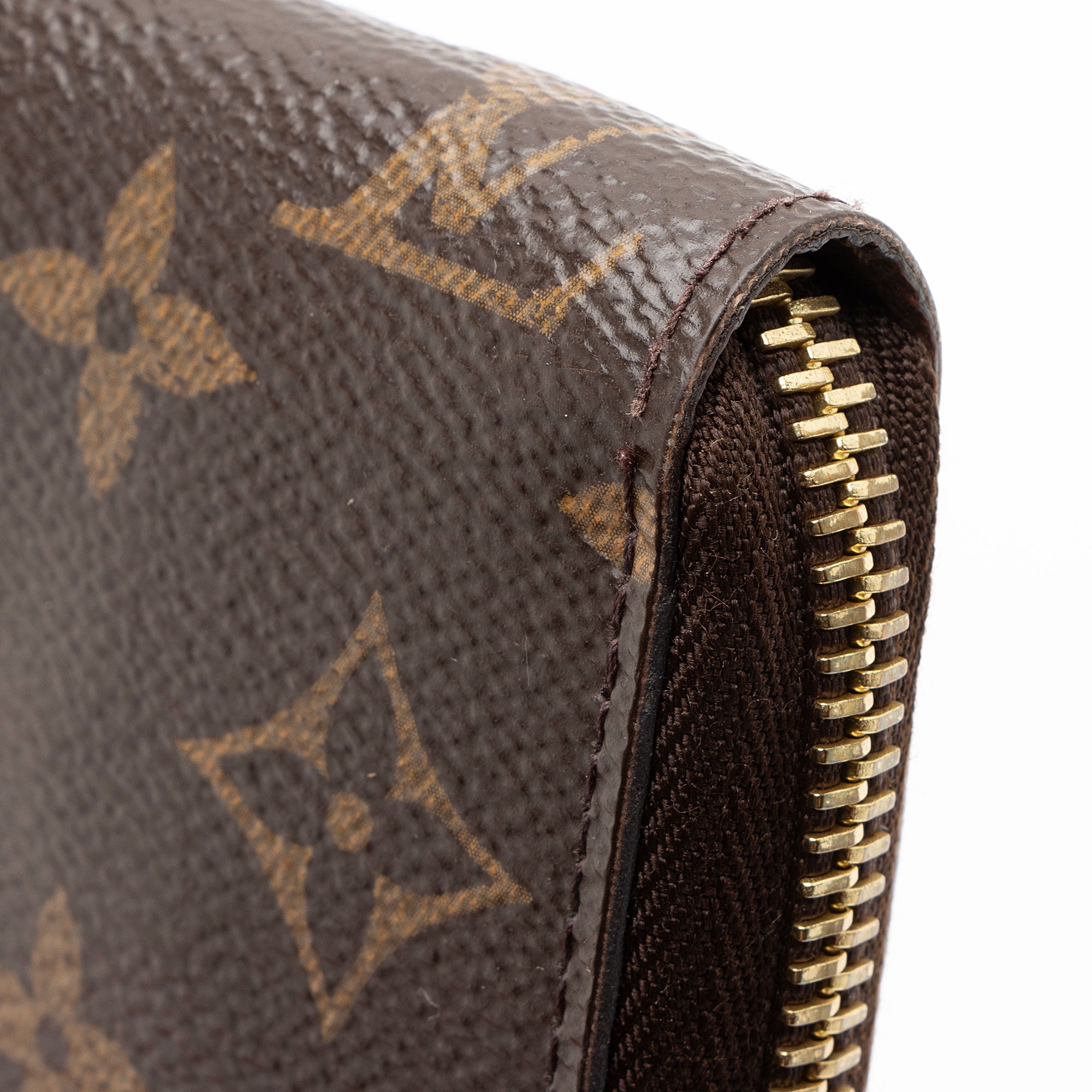 Louis Vuitton Monogram Canvas Zippy Wallet