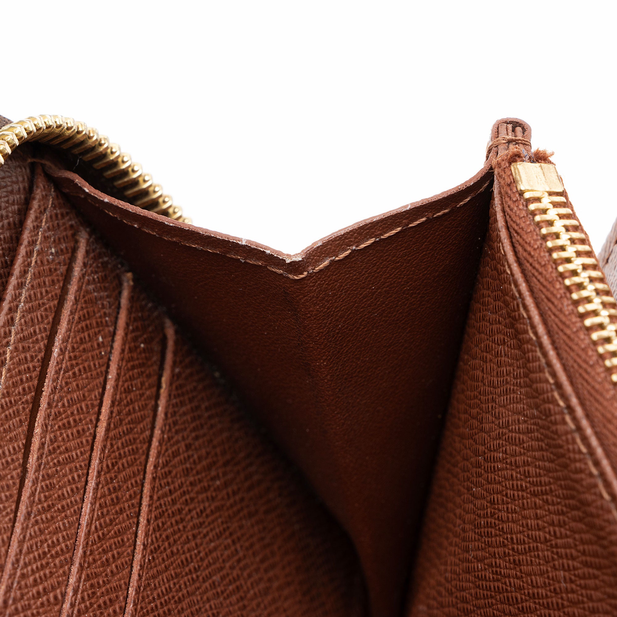 Louis Vuitton Monogram Canvas Zippy Wallet