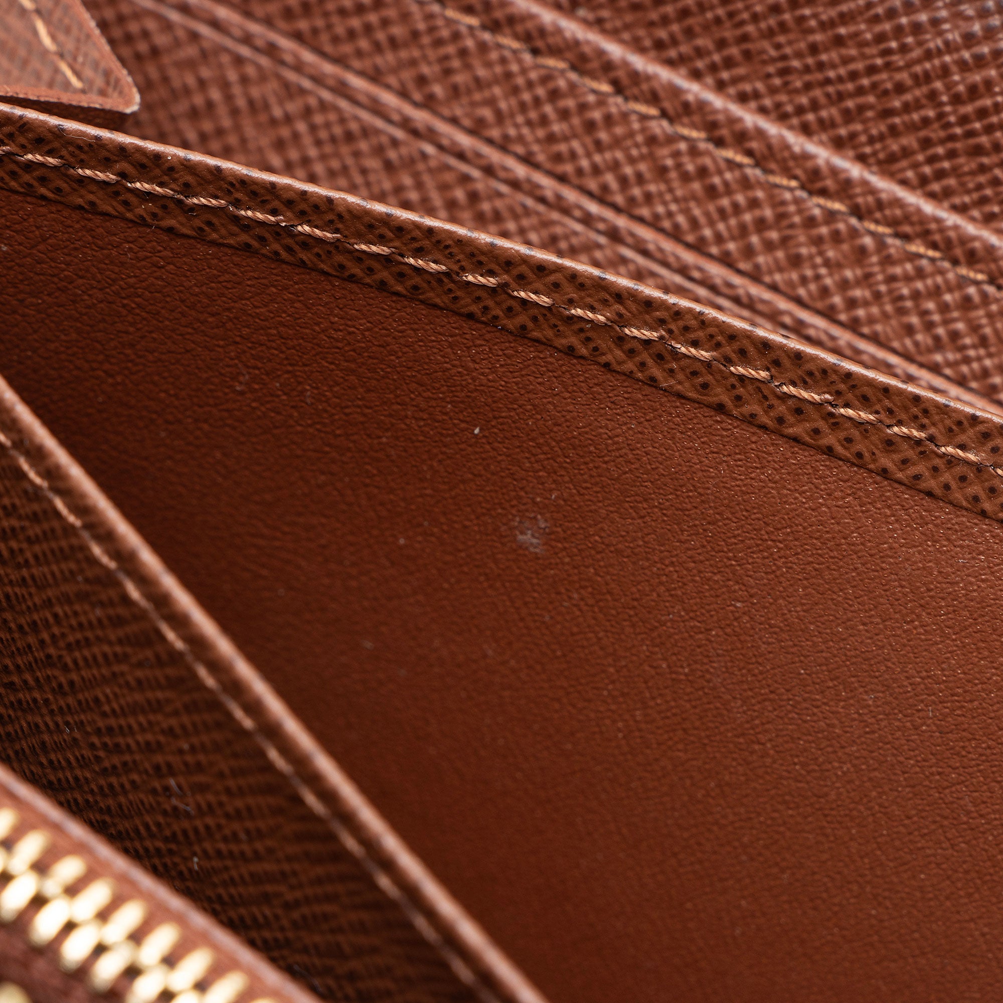 Louis Vuitton Monogram Canvas Zippy Wallet