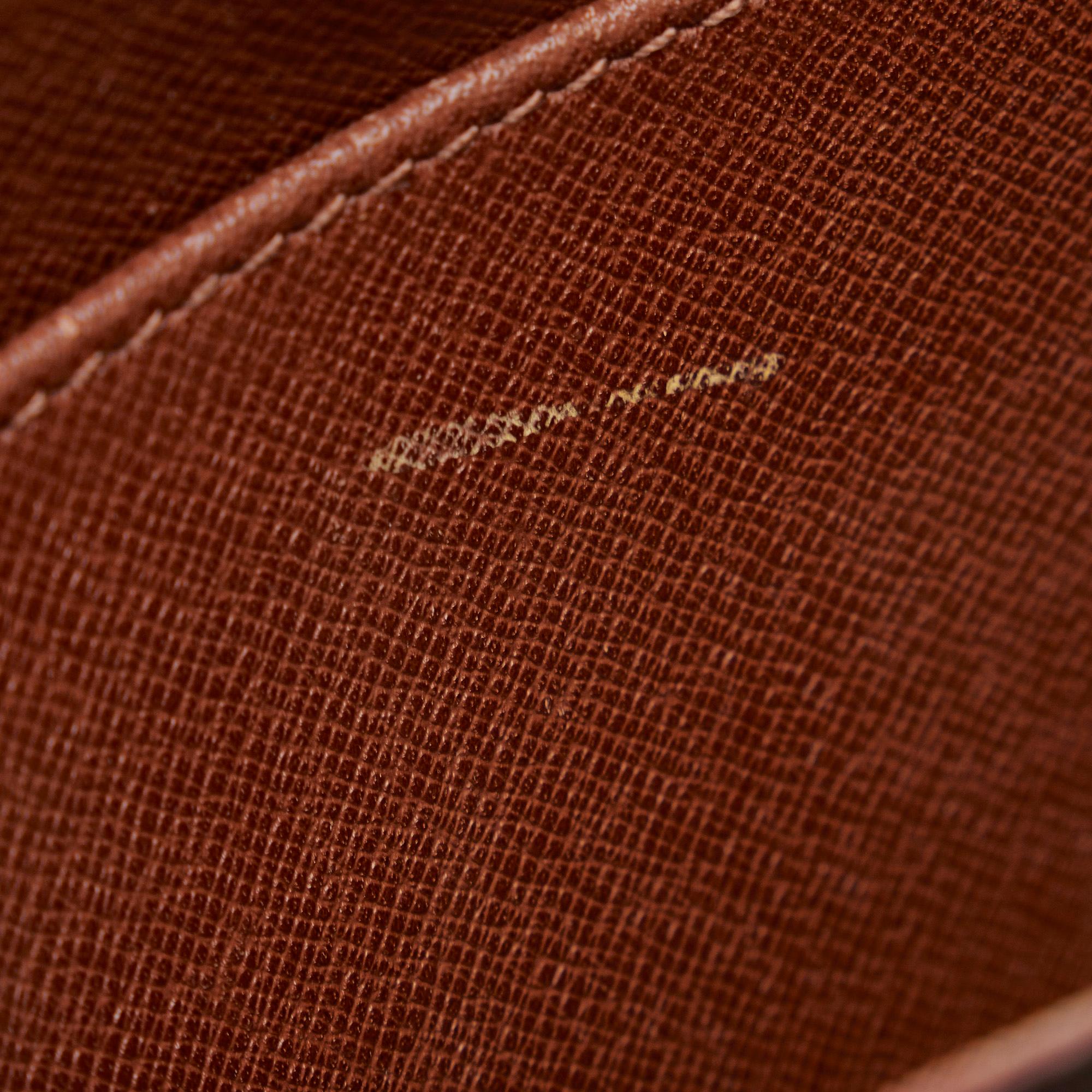 Louis Vuitton Monogram Cartouchiere GM (SHG-xL8k9b)