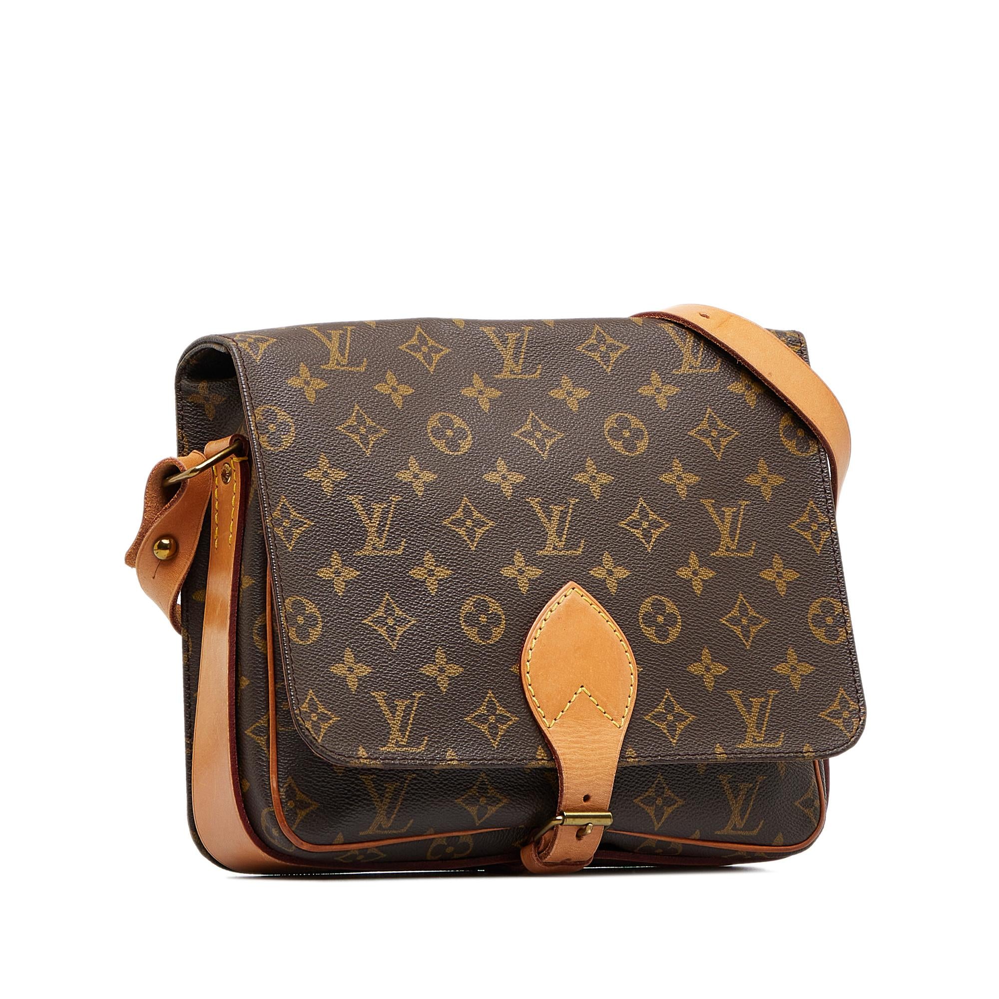 Louis Vuitton Monogram Cartouchiere GM (SHG-gJVw0R)