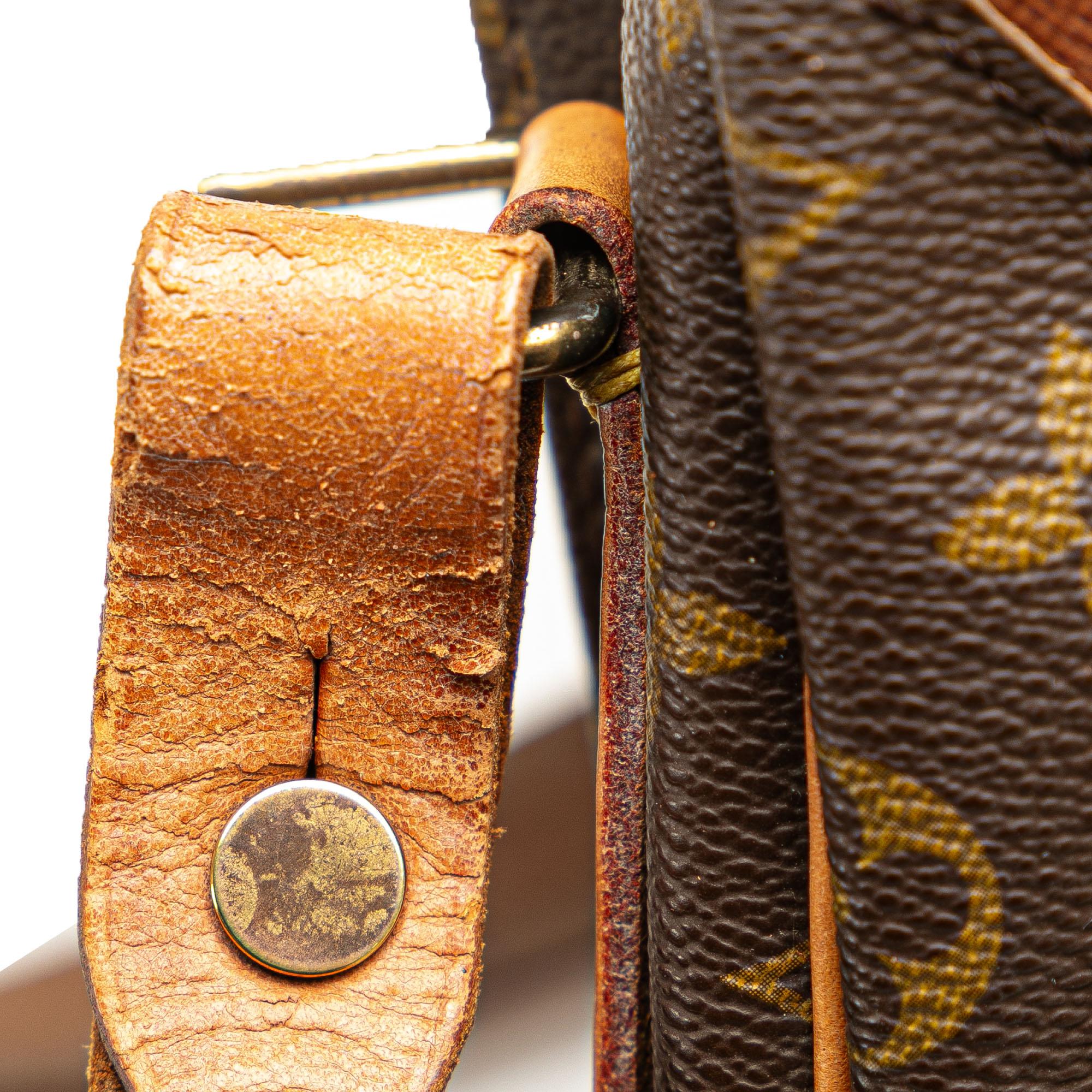 Louis Vuitton Monogram Cartouchiere GM
