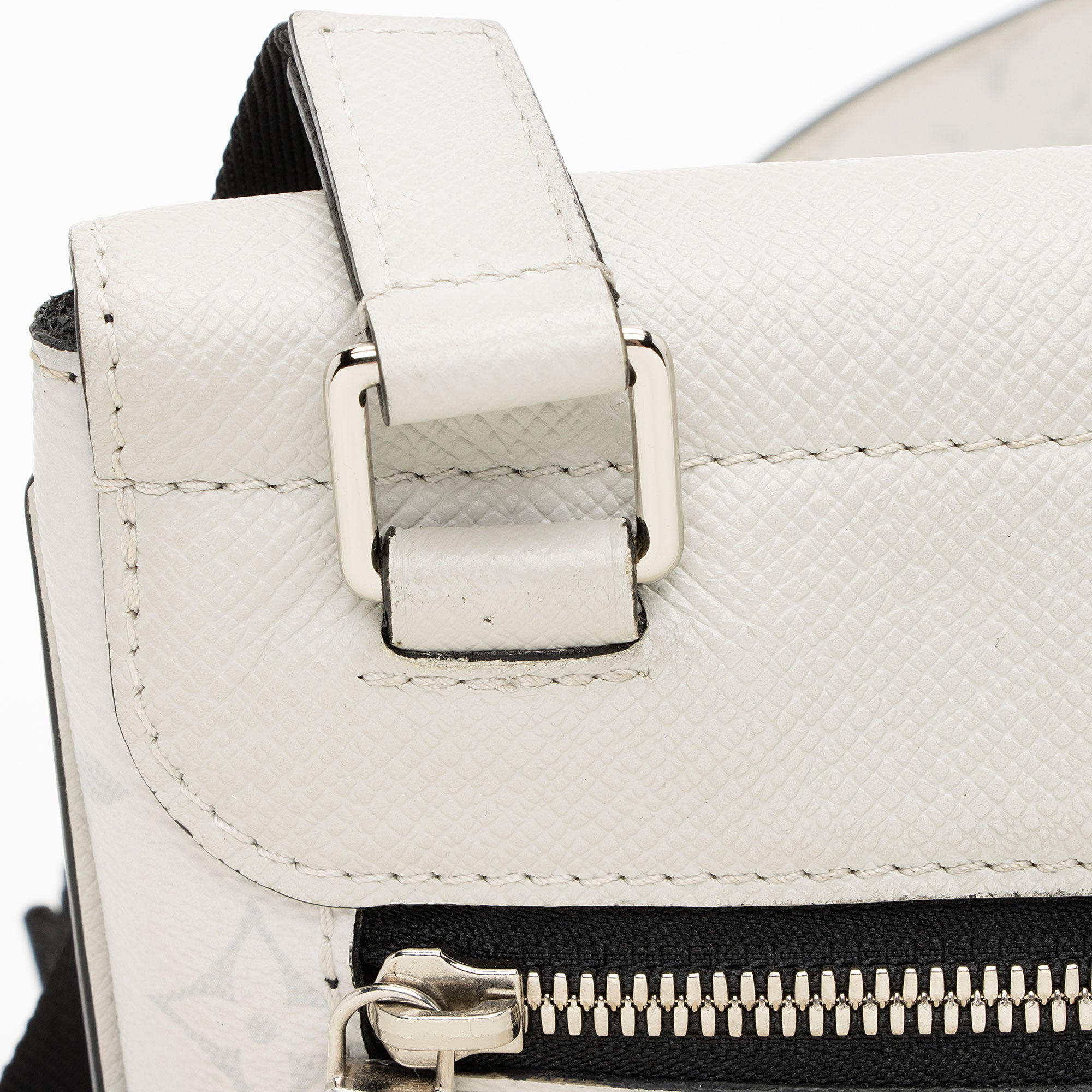 Louis Vuitton Monogram Chalk Taiga Leather Outdoor Flap Messenger