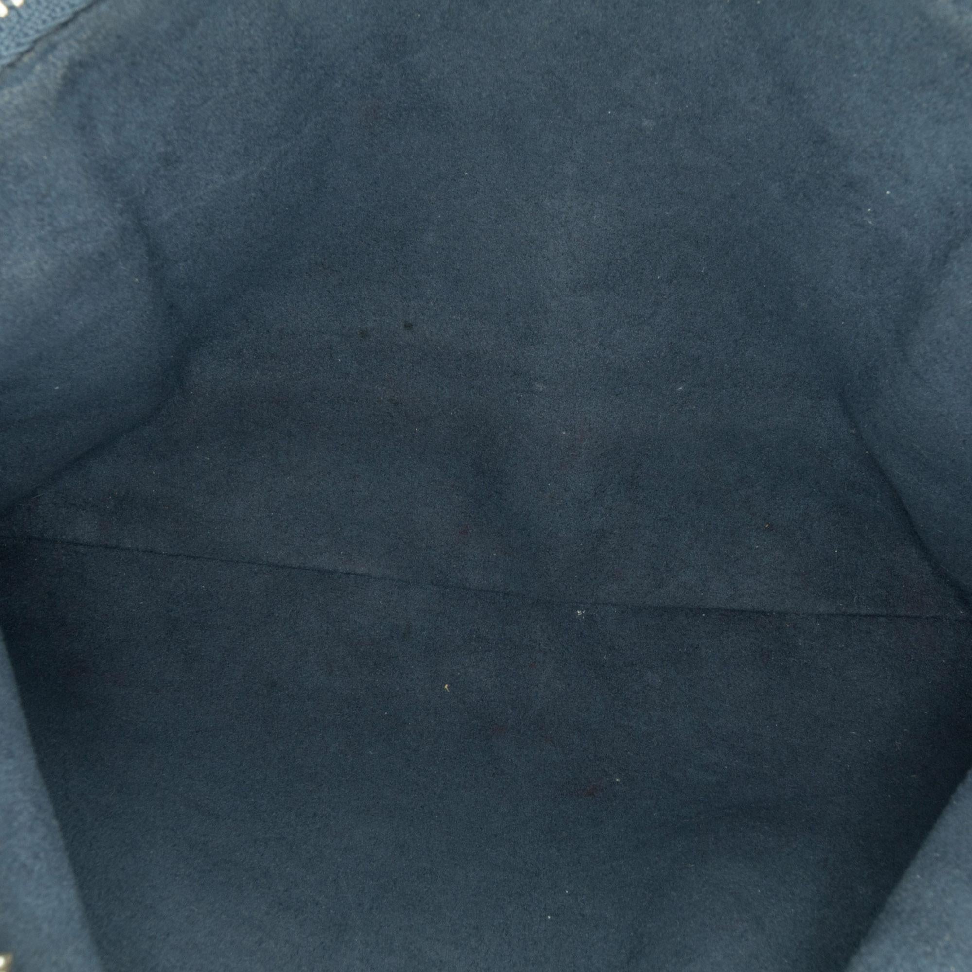 Louis Vuitton Monogram Coussin PM (SHG-oSSnxZ)