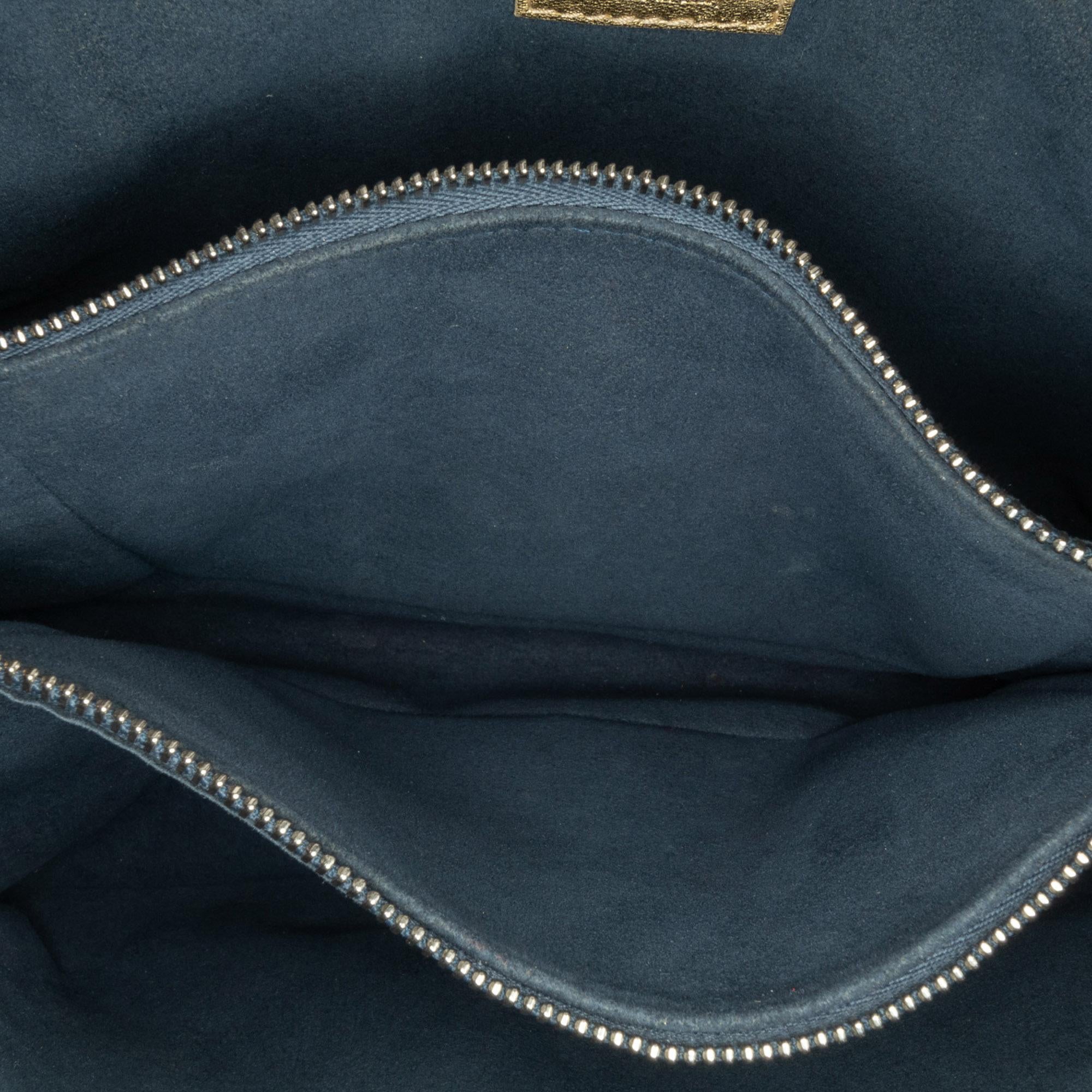 Louis Vuitton Monogram Coussin PM (SHG-oSSnxZ)