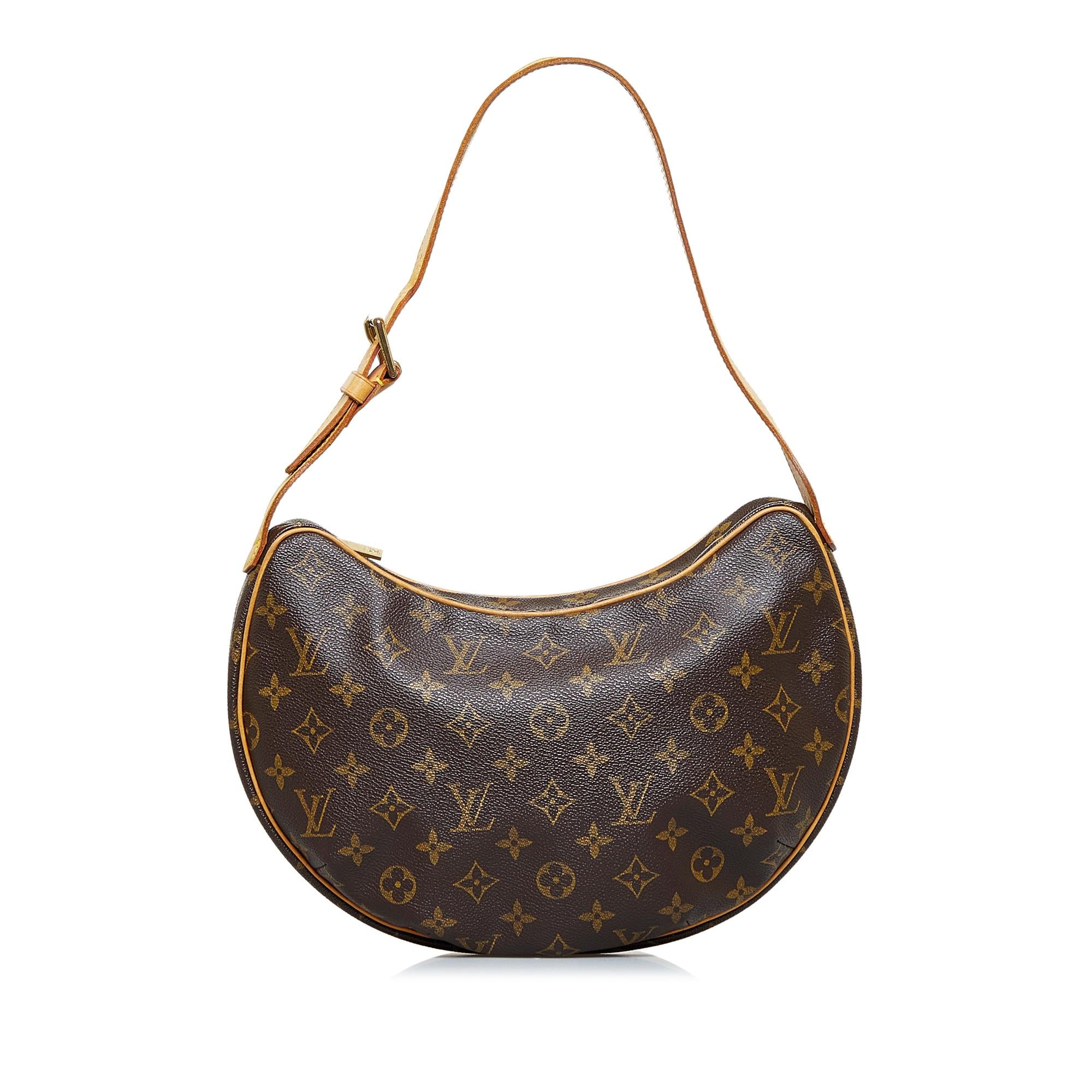 Louis Vuitton Monogram Croissant MM (SHG-e9cyxD)