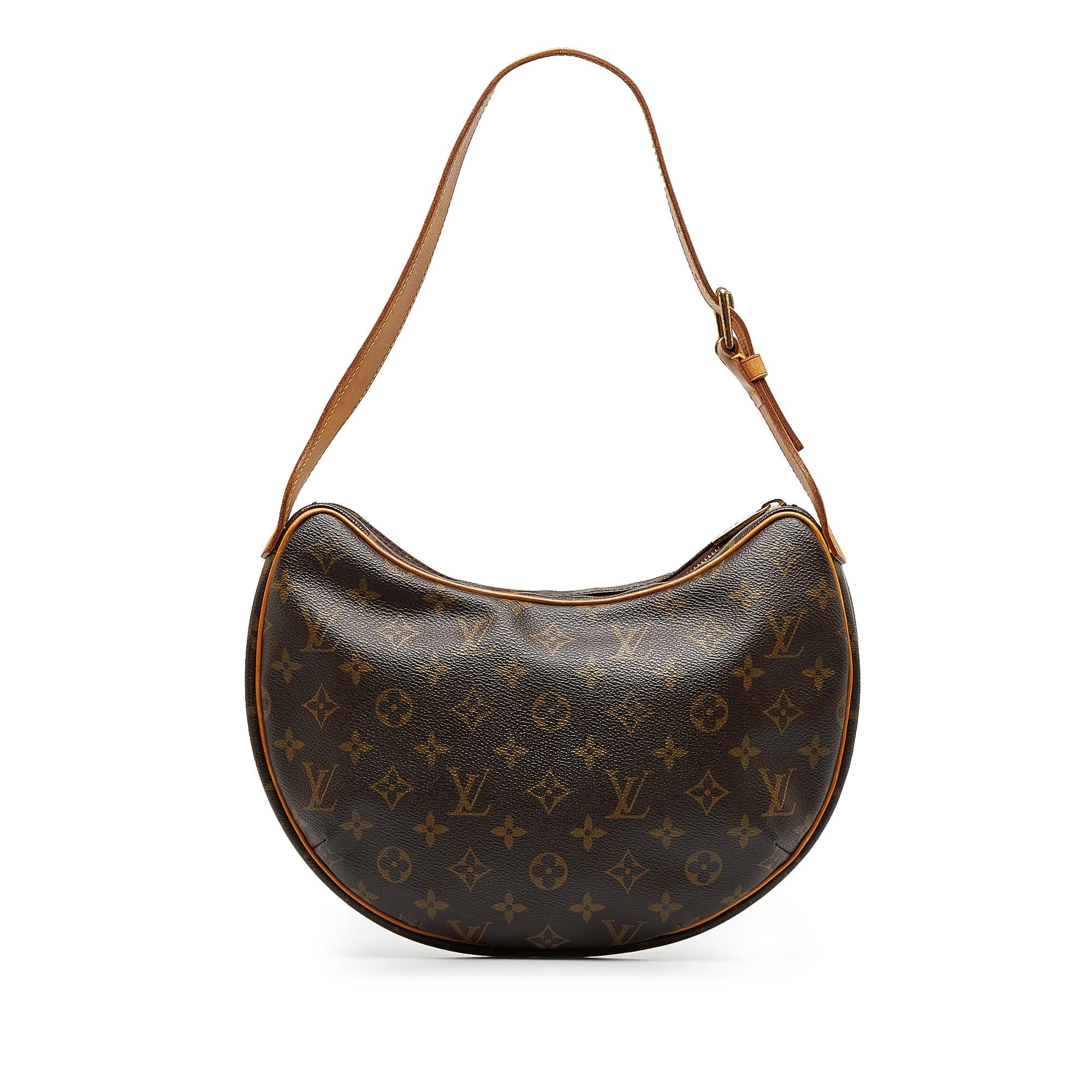 Louis Vuitton Monogram Croissant MM (SHG-Ob22ft)