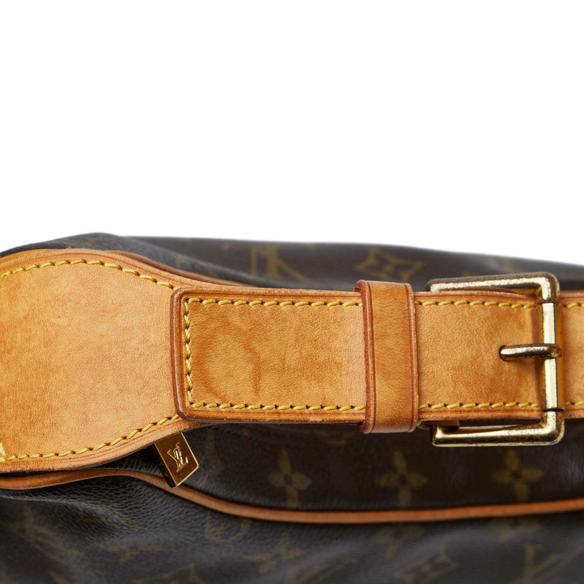 Louis Vuitton Monogram Croissant MM (SHG-Ob22ft)