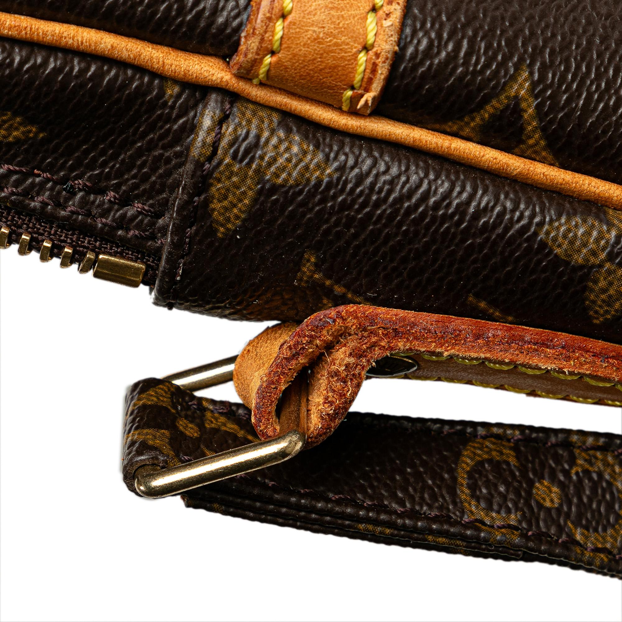 Louis Vuitton Monogram Danube (SHG-KFUQ7I)