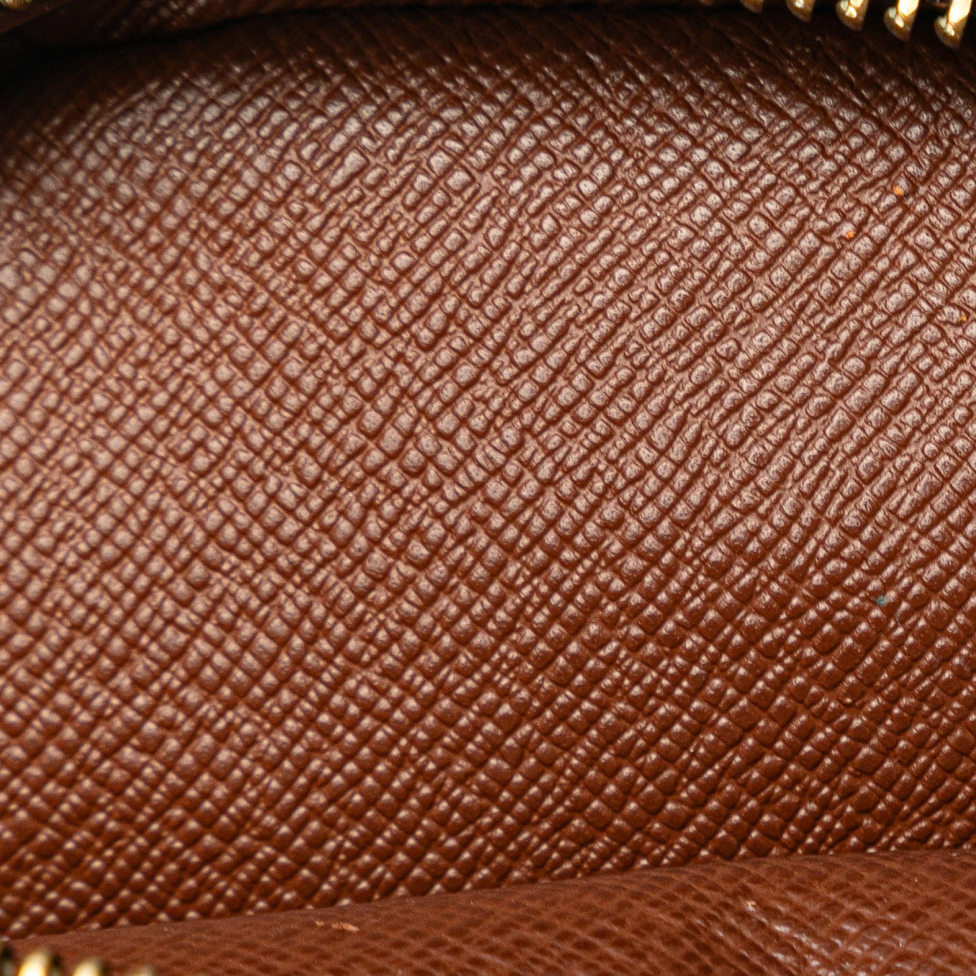 Louis Vuitton Monogram Danube (SHG-Uo0yMO)
